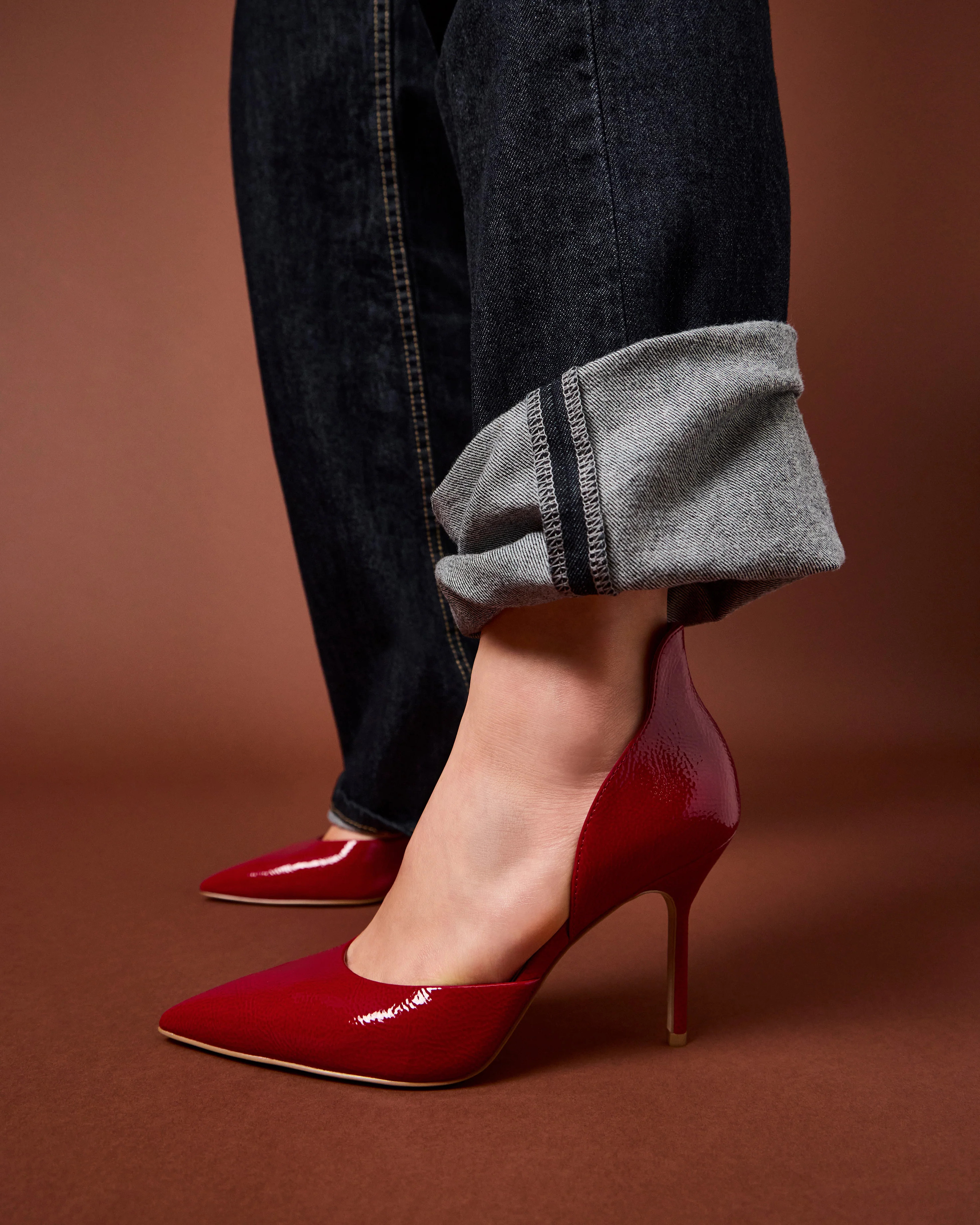 Mirea D'Orsay Pump | Vince Camuto