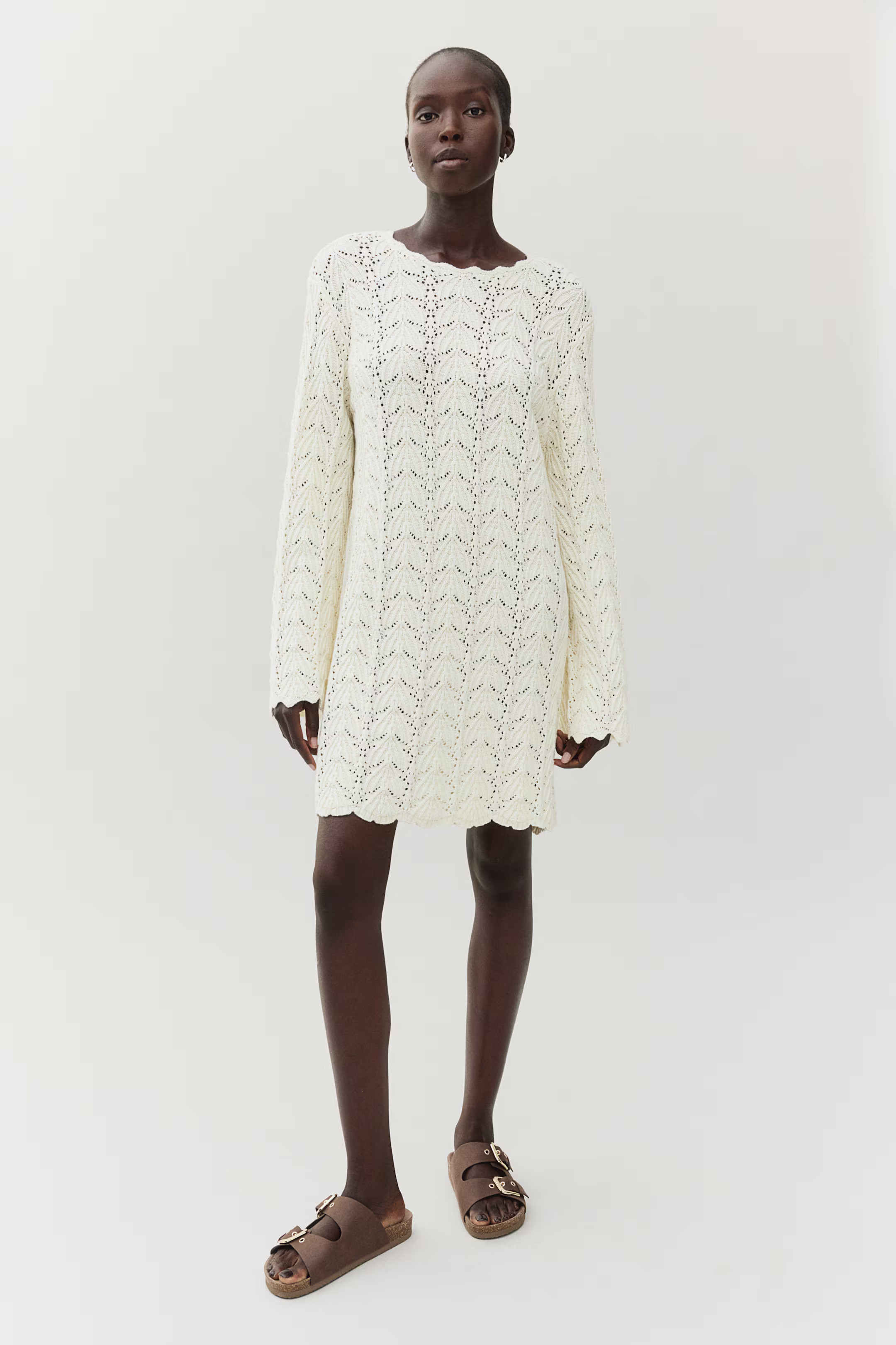 Kleid in Pointellestrick - Rundausschnitt - Langarm - Cremefarben - Ladies | H&M AT | H&M (DE, AT, CH, NL, FI)