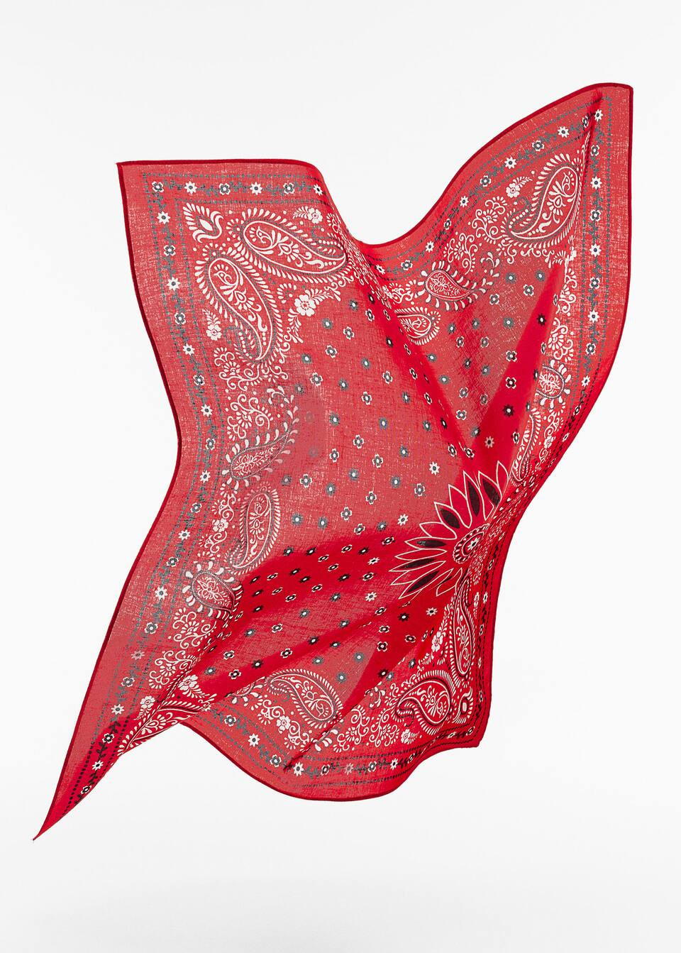 Scarves and foulards for Women 2023 | Mango USA | MANGO (US)