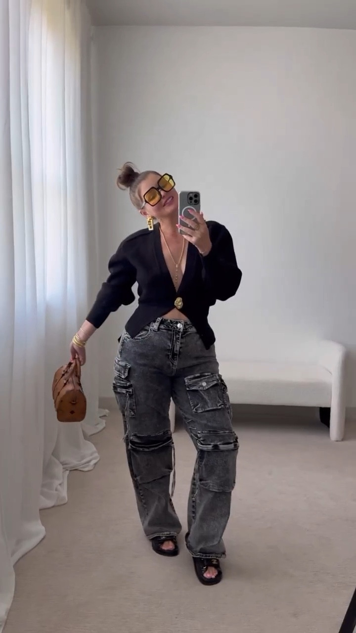 Get dressed with me! NGL, this cardigan has been in my closet almost a year & I’m just now sharing it 🫣

Jeans feel like sweats, super soft and stretchy. I sized up but that wasn’t necessary.

Cardigan is my true size, medium



#LTKStyleTip #LTKVideo #LTKFindsUnder100