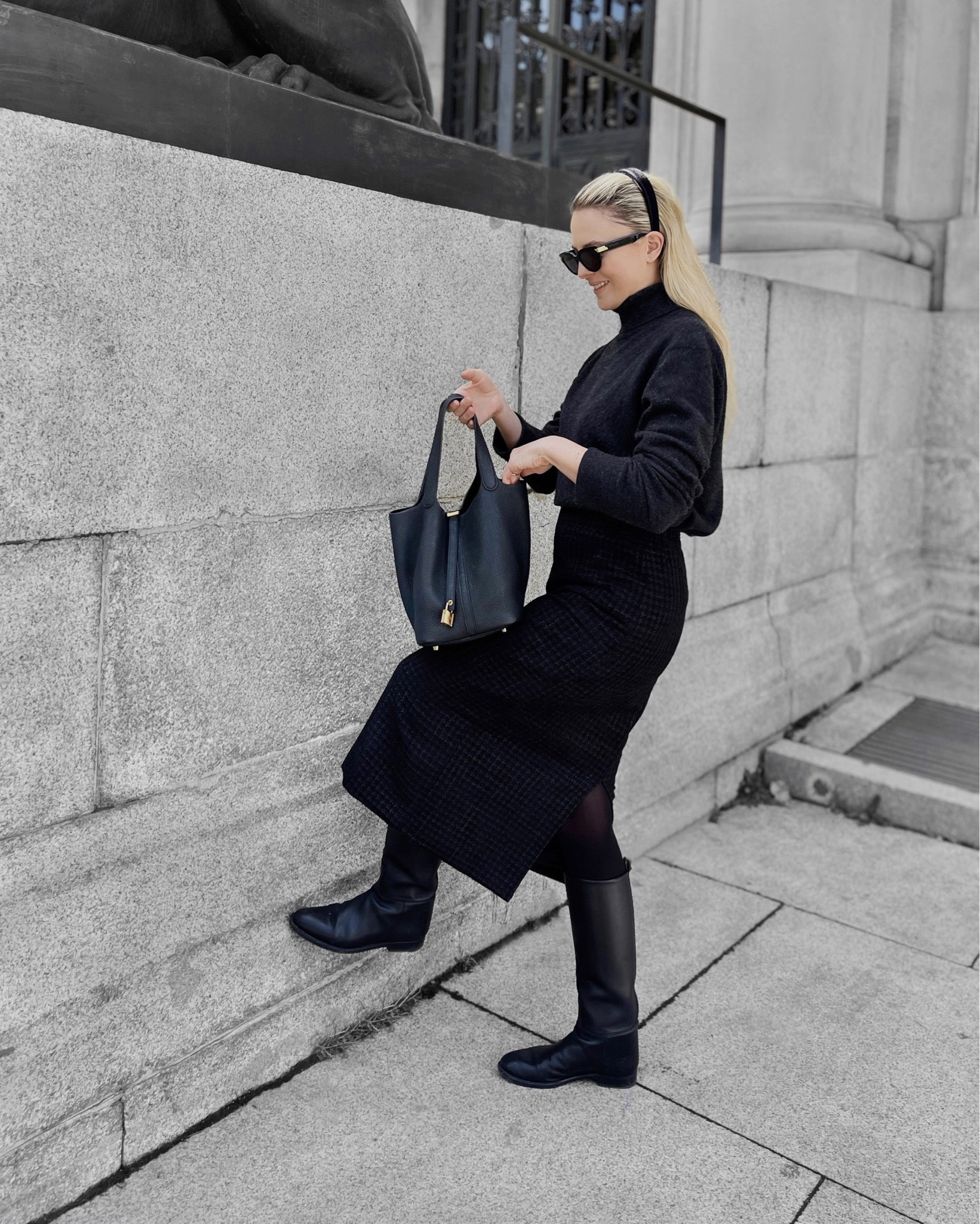 In between winter and spring, in between sun and rain 
.
.
.
.


#LTKeurope