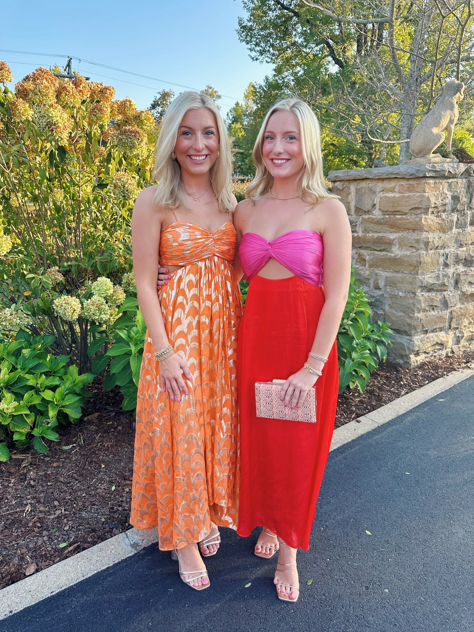 Formal Wedding Guest Inspo! 💒🧡🙌🏼

* orange dress is by Delfi but I couldn’t link it 😔
