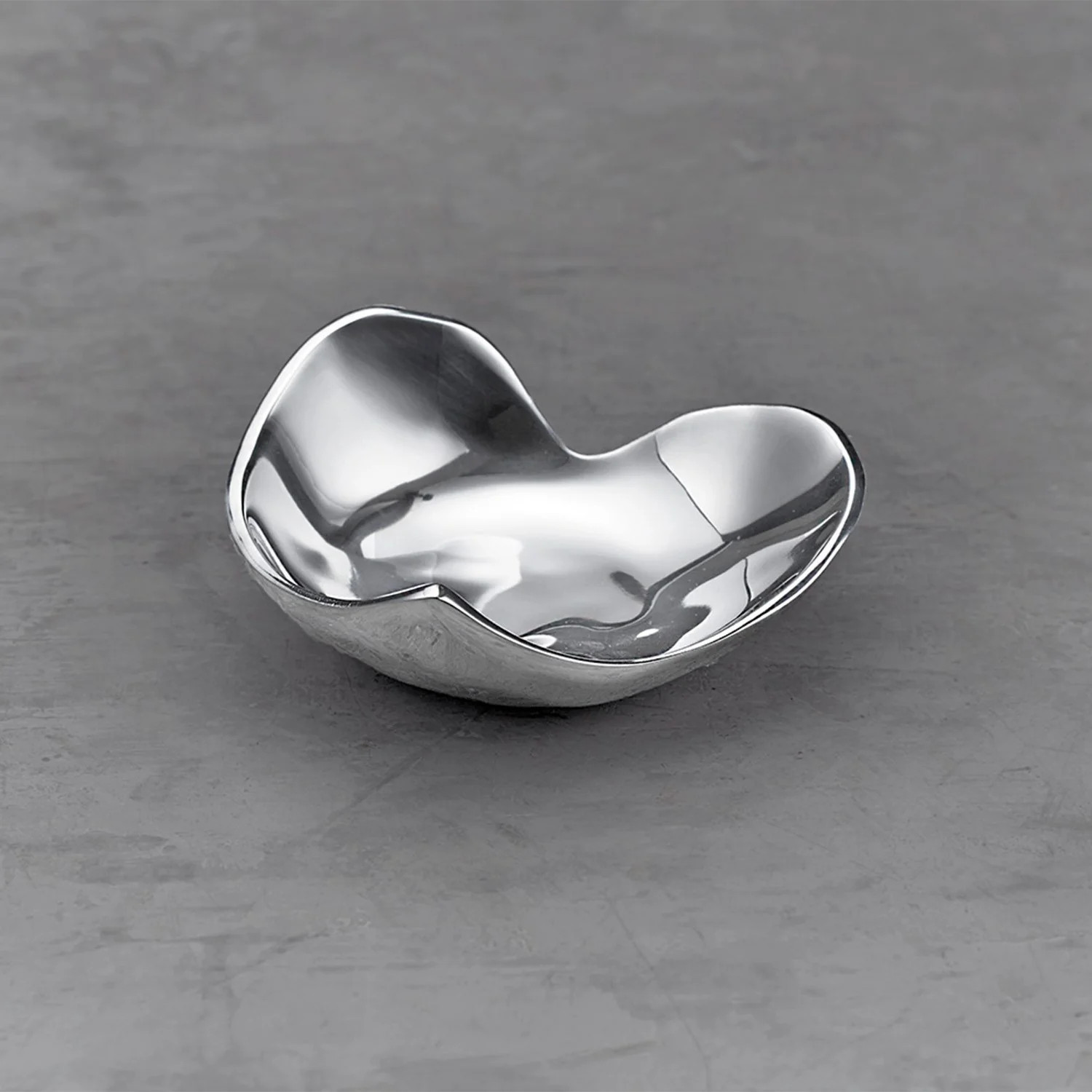 Beatriz Ball Soho Heart Bowl | Sabavi Home