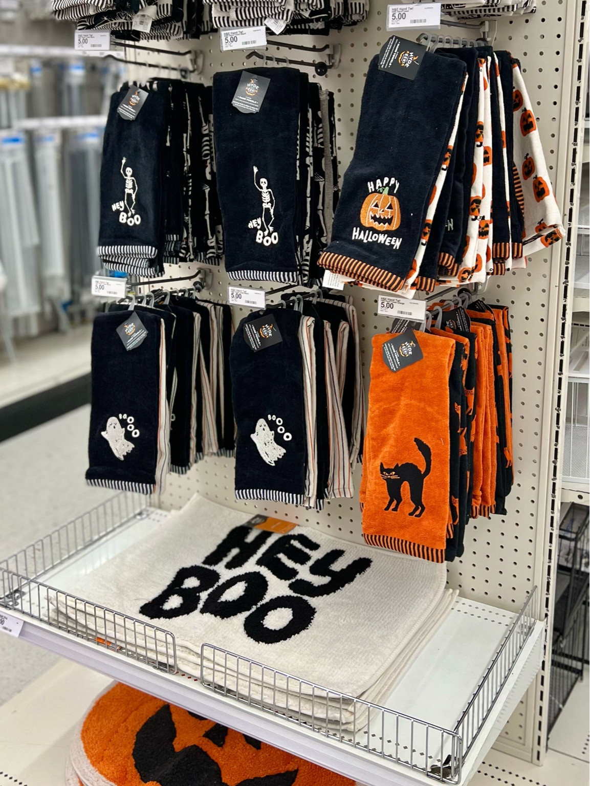 Give those bathrooms a spooky makeover on a budget with these Target finds!👻

#LTKhome #LTKunder50 #LTKSeasonal