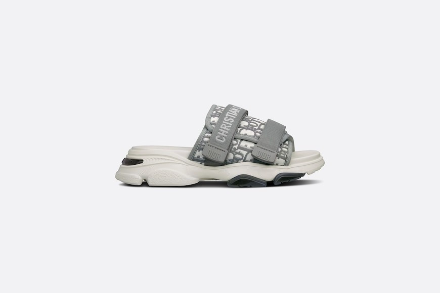 D-Wander Slide Gray Technical Fabric with Dior Oblique Print | DIOR | Dior Couture