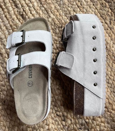 Platform sandals

Shoes  summer outfit  Amazon finds 

#LTKShoeCrush #LTKFindsUnder100 #LTKStyleTip