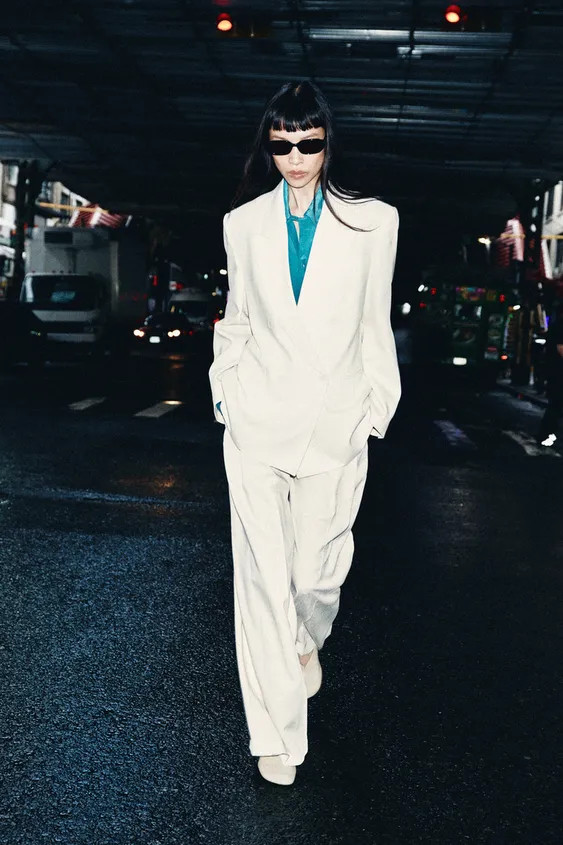 ZW COLLECTION OVERSIZED DOUBLE BREASTED BLAZER | Zara US