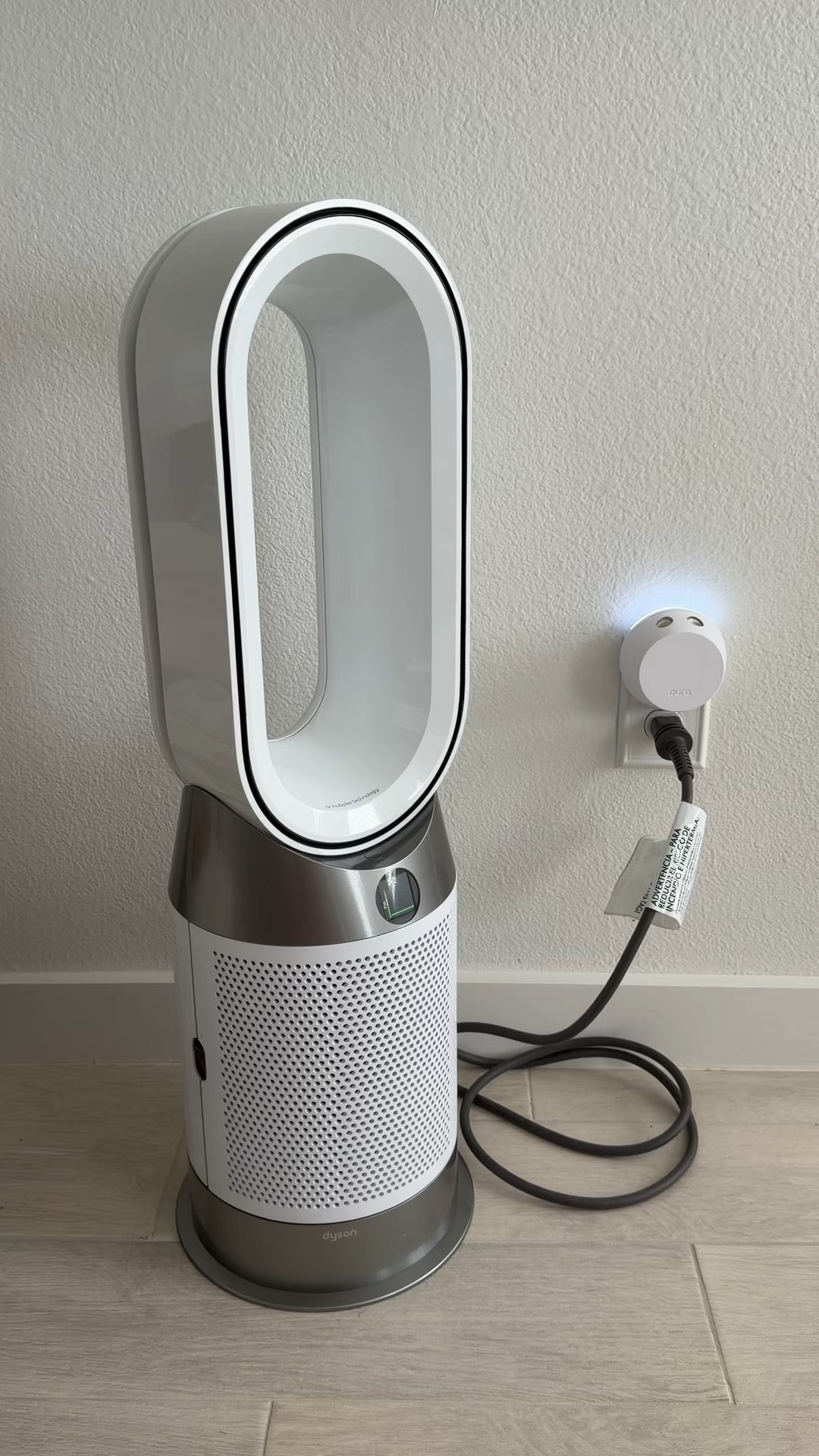 Dyson air purifier hot + cool fan✨
Pura diffuser

#LTKHome