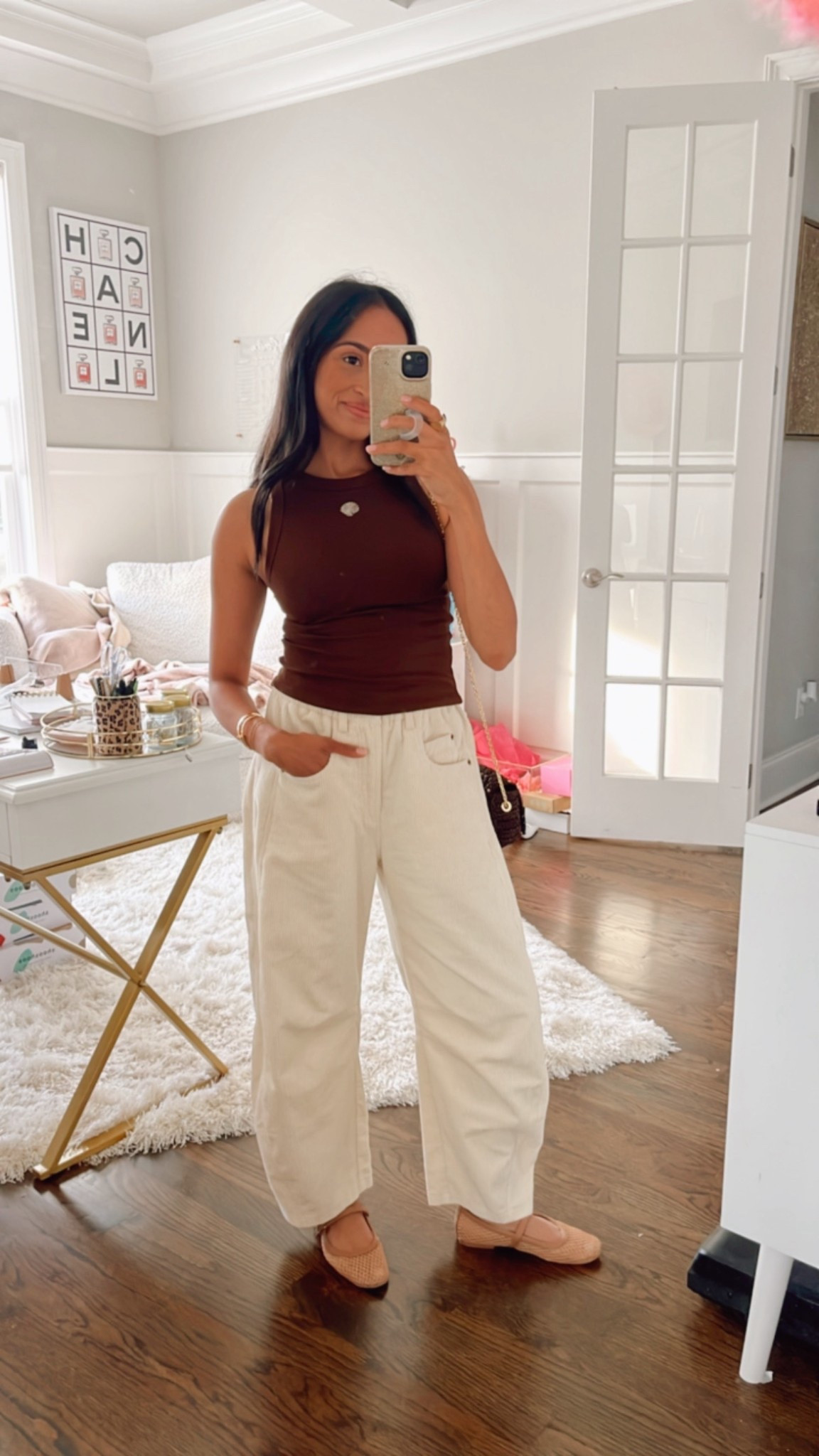 Corduroy barrel pants
Outfit inspo


#LTKSaleAlert #LTKStyleTip #LTKFindsUnder50