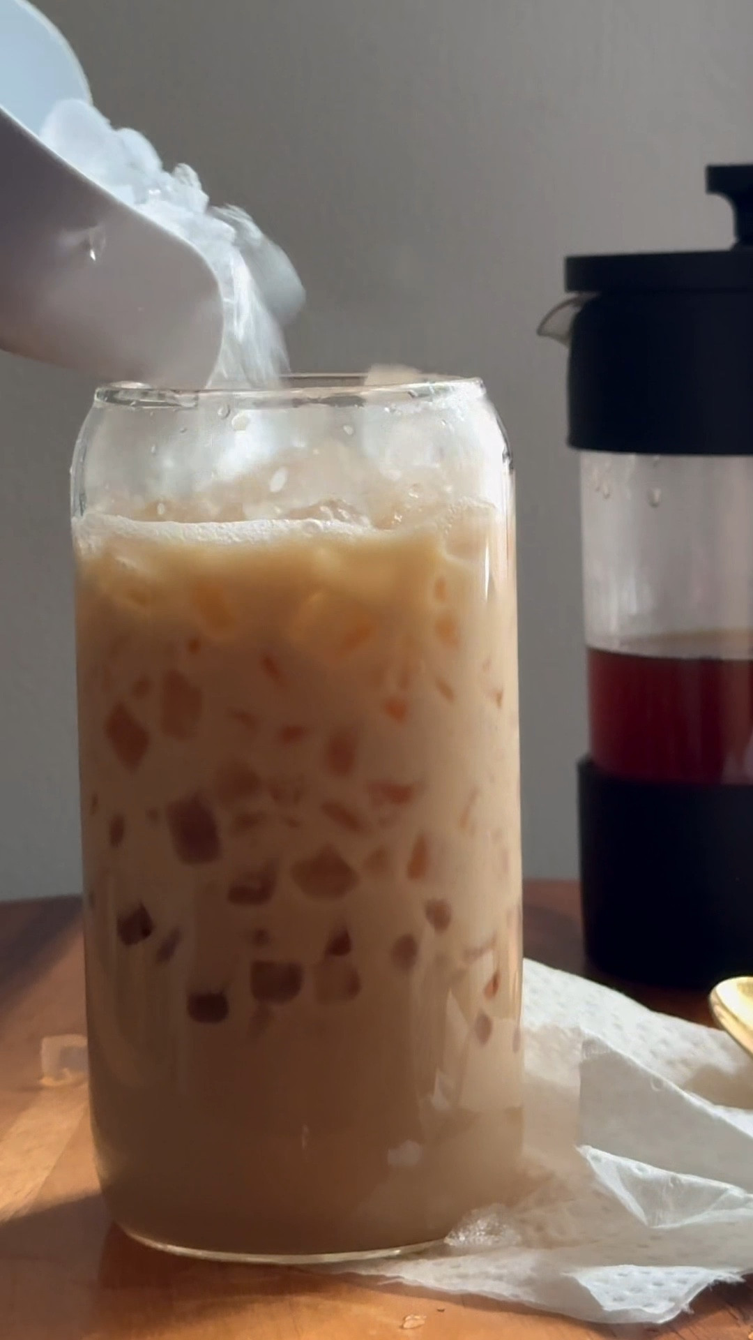 Morning Coffee ASMR ☕️ | Gold Flatware & Maple Latte Essentials
Elevating my morning brew with the prettiest gold cutlery set from the TikTok Shop! ✨ This 30-piece stainless steel set is mirror-polished and dishwasher safe, making it perfect for everyday use or hosting.
Today’s menu: A creamy Maple Latte using a French Press and my favorite sweetened condensed milk. The gold spoons are the perfect weight for stirring in that vanilla extract and syrup. 🍯✨
Everything I used to make this coffee ☕️from the sleek gold spoons to the French press—is linked below!
Shop the post:
• Gold Stainless Steel Cutlery Set (30pcs Mirror Polished)
• Glass French Press
• Aesthetic Coffee Glasses
• Pure Maple Syrup & Vanilla Extract
• Sweetened Condensed Milk
#LTKhome #LTKkitchen #CoffeeStation #HomeCafe #GoldSilverware #KitchenFinds #TikTokShop #ASMRCoffee #MapleLatte #AestheticKitchen #CoffeeLovers

#LTKmorningroutine #LTKOver40 #LTKSaleAlert