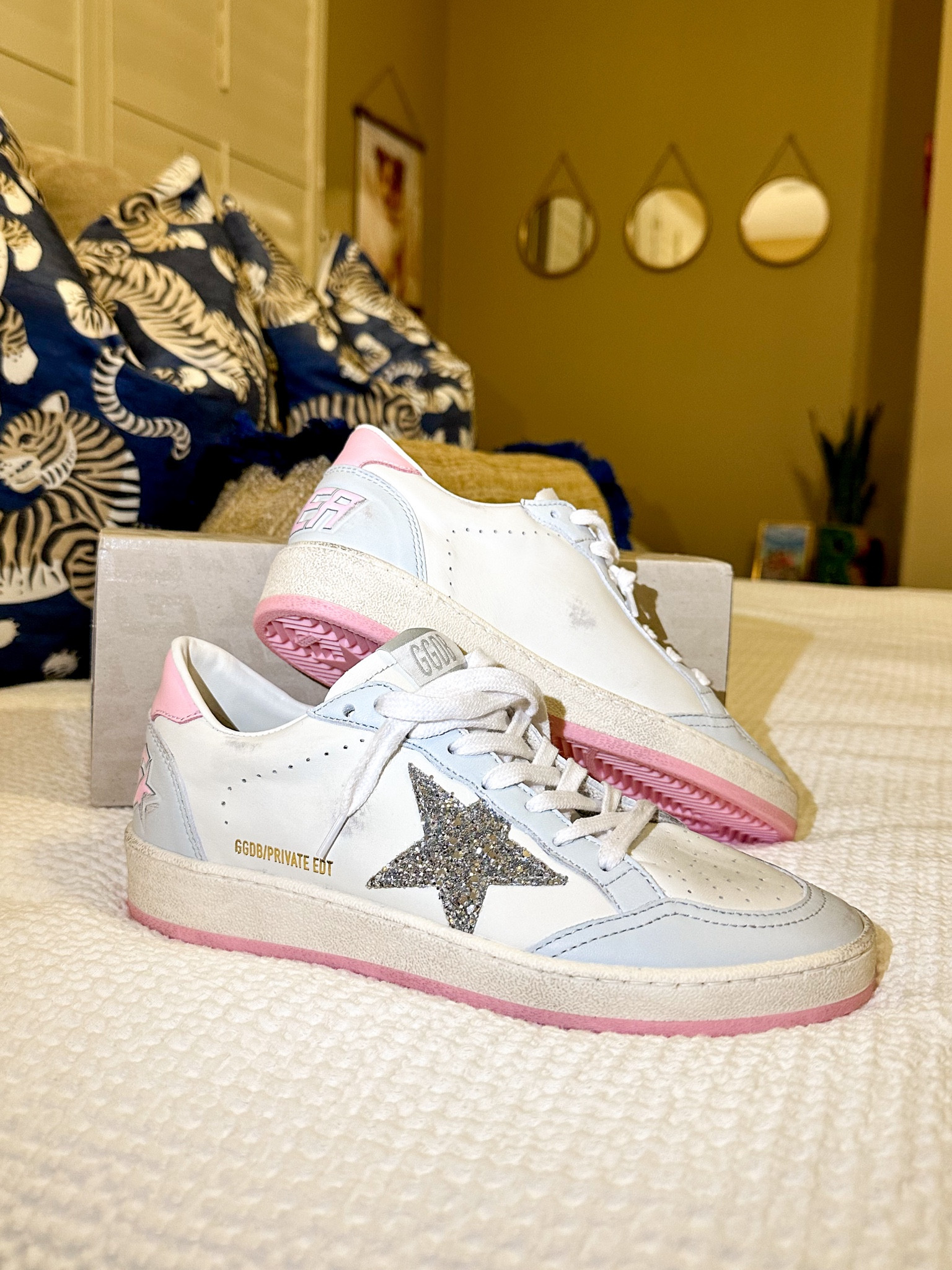 obsessed!! the perfect combo of neutral but girly girl 💗

#LTKStyleTip #LTKShoeCrush