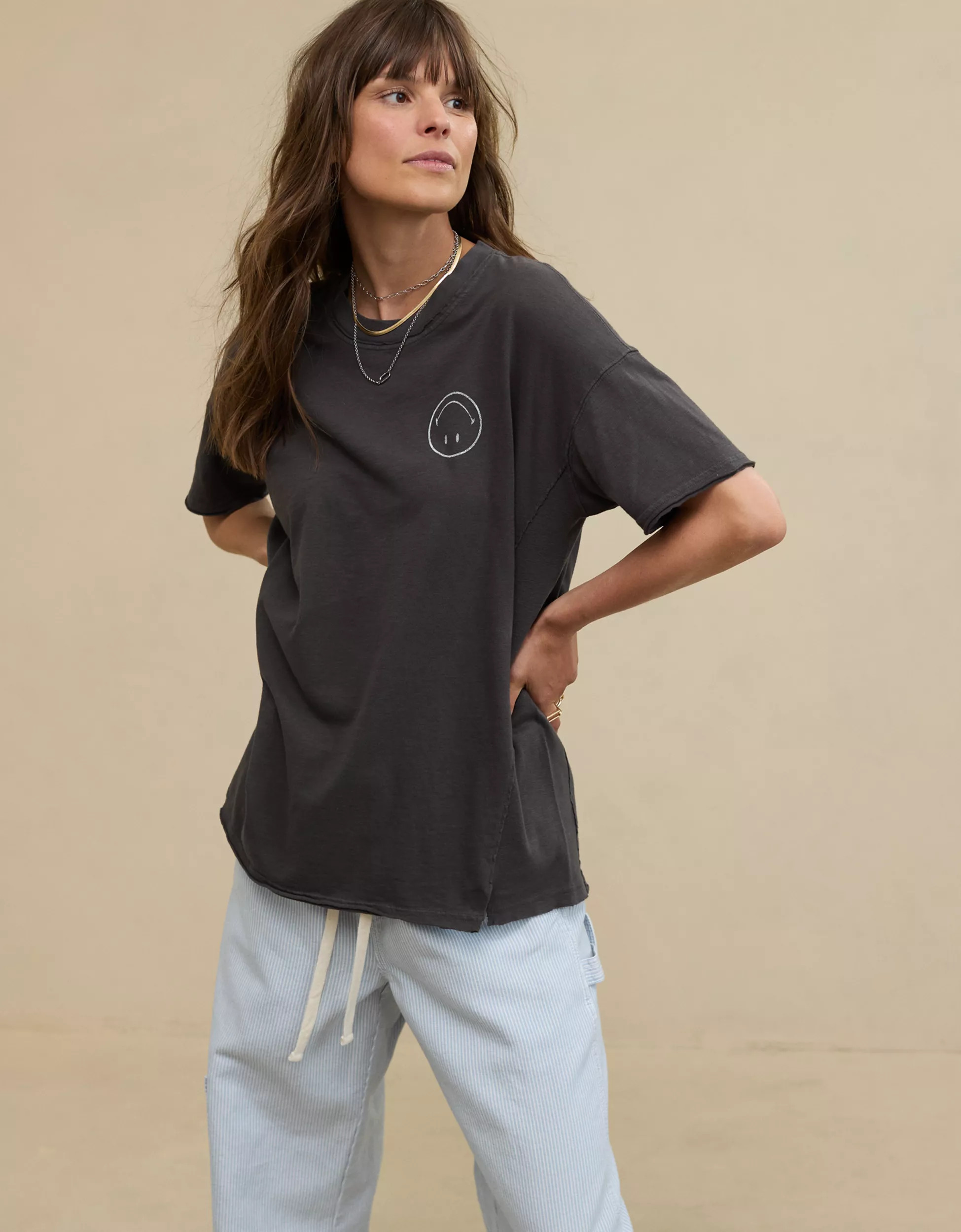 Aerie Smiley® Oversized Graphic Boyfriend T-Shirt | Aerie