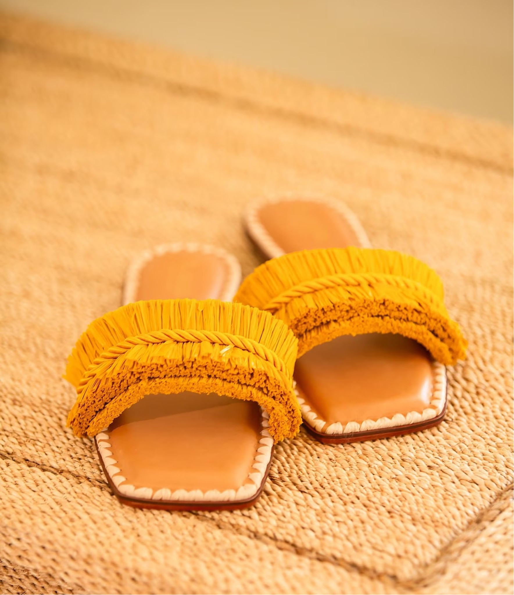 ✨Beach sandals, sandals. 

#LTKFind #LTKstyletip #LTKshoecrush