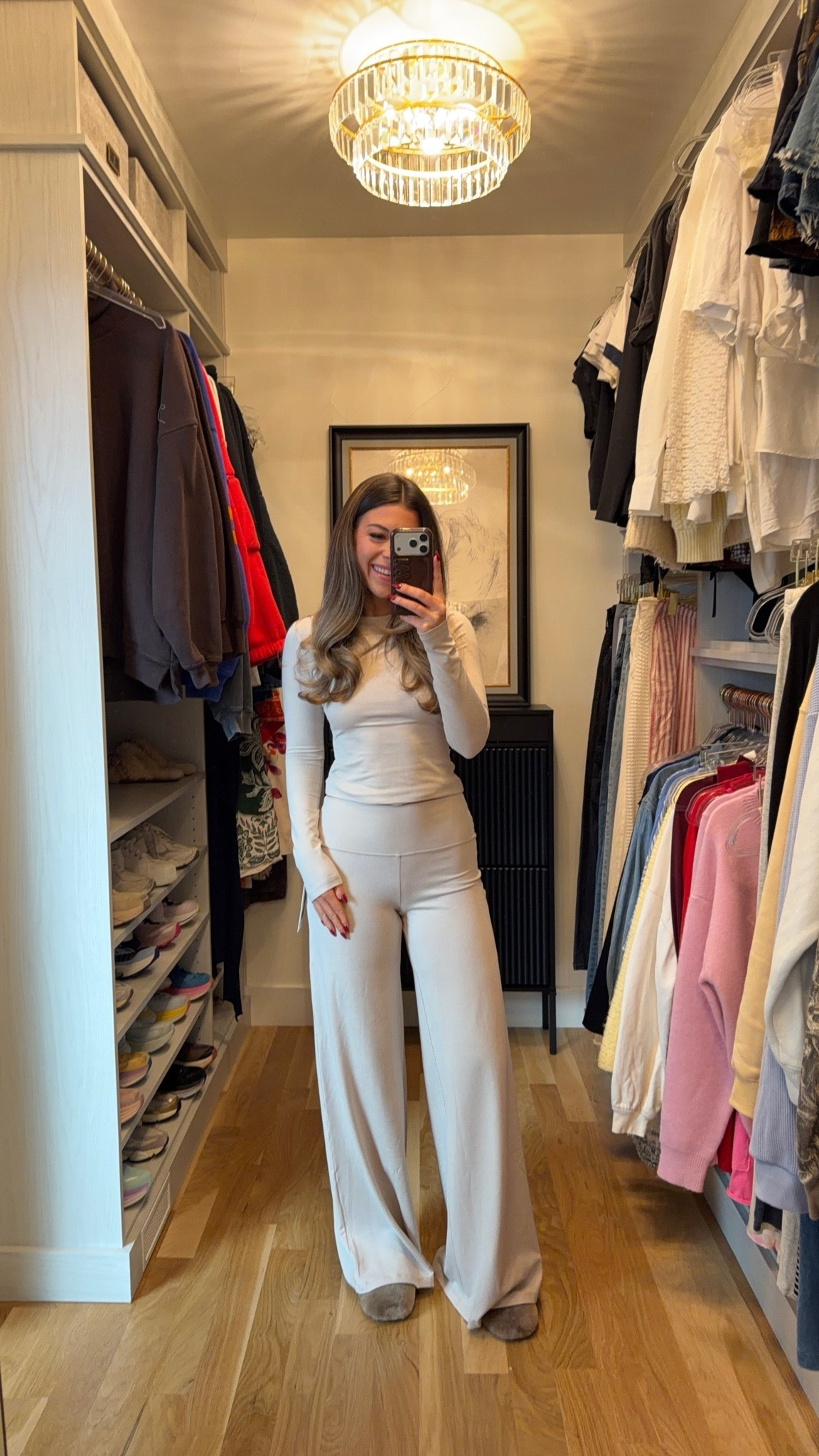 light beige set with a fitted long-sleeve crewneck top and fold-over waist wide-leg pants Vuori cozy loungewear and fitness set perfect closet staple for fall 🙌🏻🍁

I’m 5’4” and typically wear a small / 2
• medium black sweater
•xs sports bra 

Loungewear, Sweatpants set, Hoodie, Sports bra, Athletic vest, Leggings, Jackets, Everyday causal, workout set, leisure