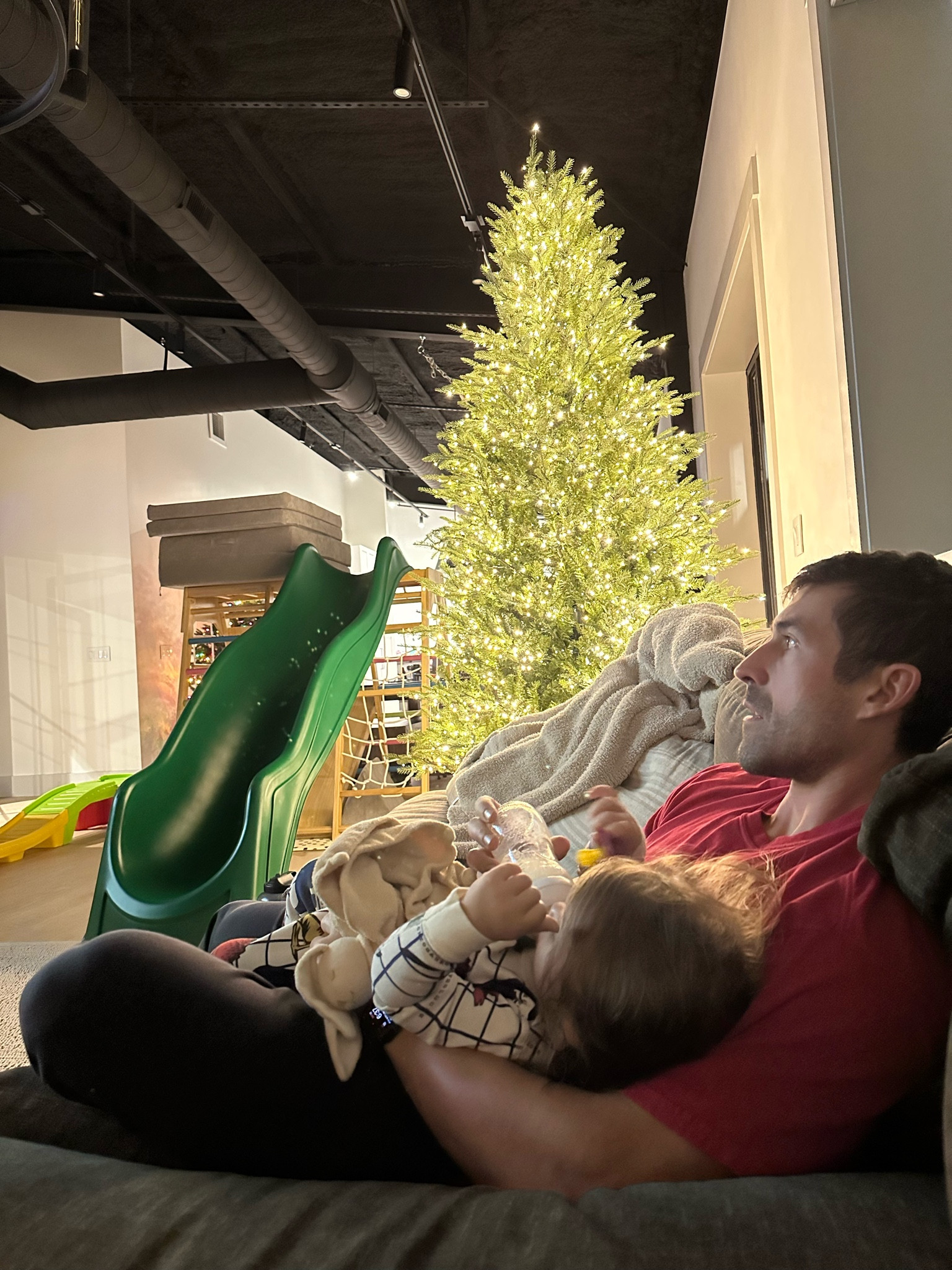 LOVE our new #christmastree ! We got the 9 foot and it is GORGEOUS 