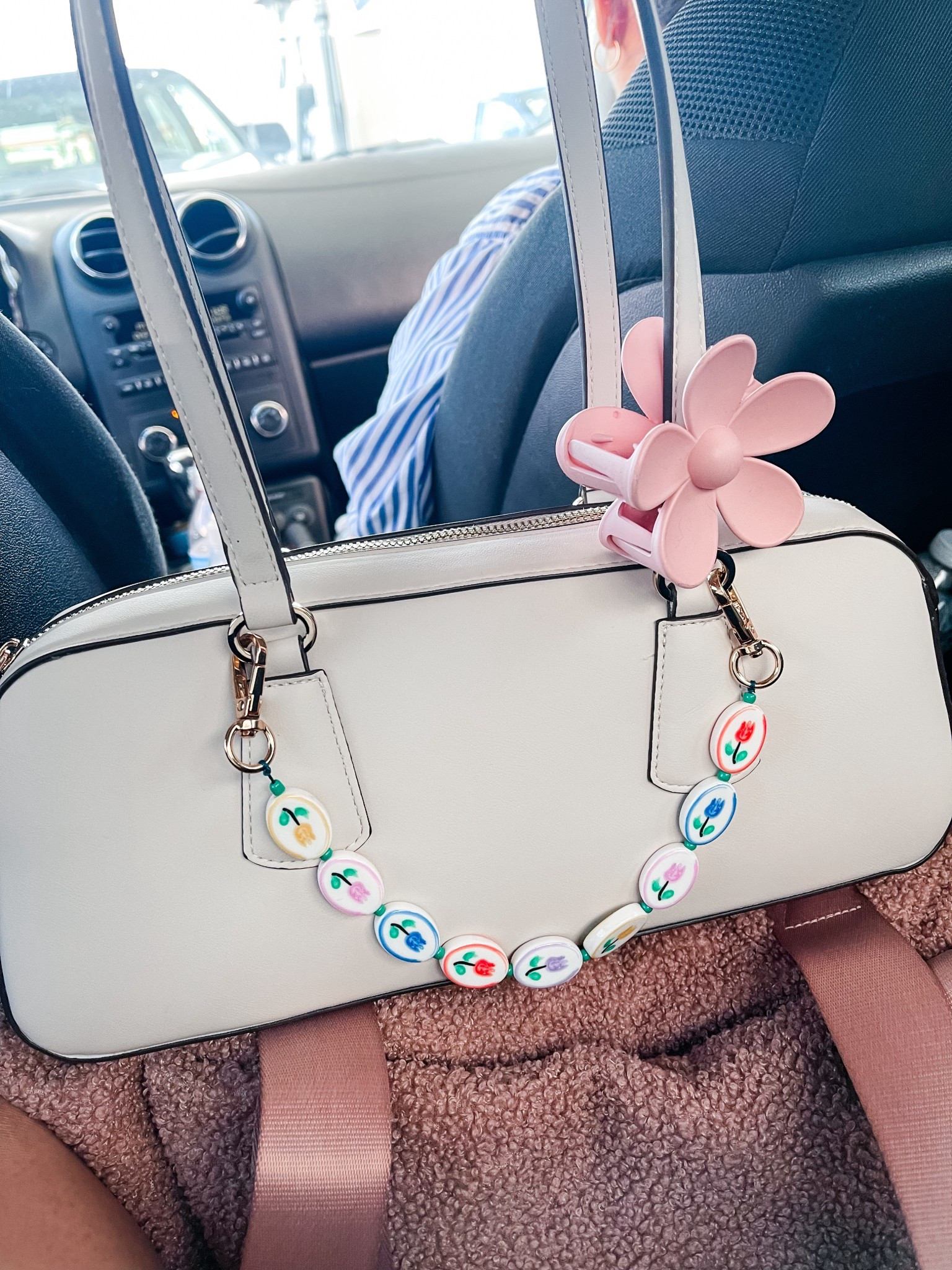 Spring bag! Spring handbag, shoulder bags! 


#LTKootd #LTKgrwm #LTKSaleAlert