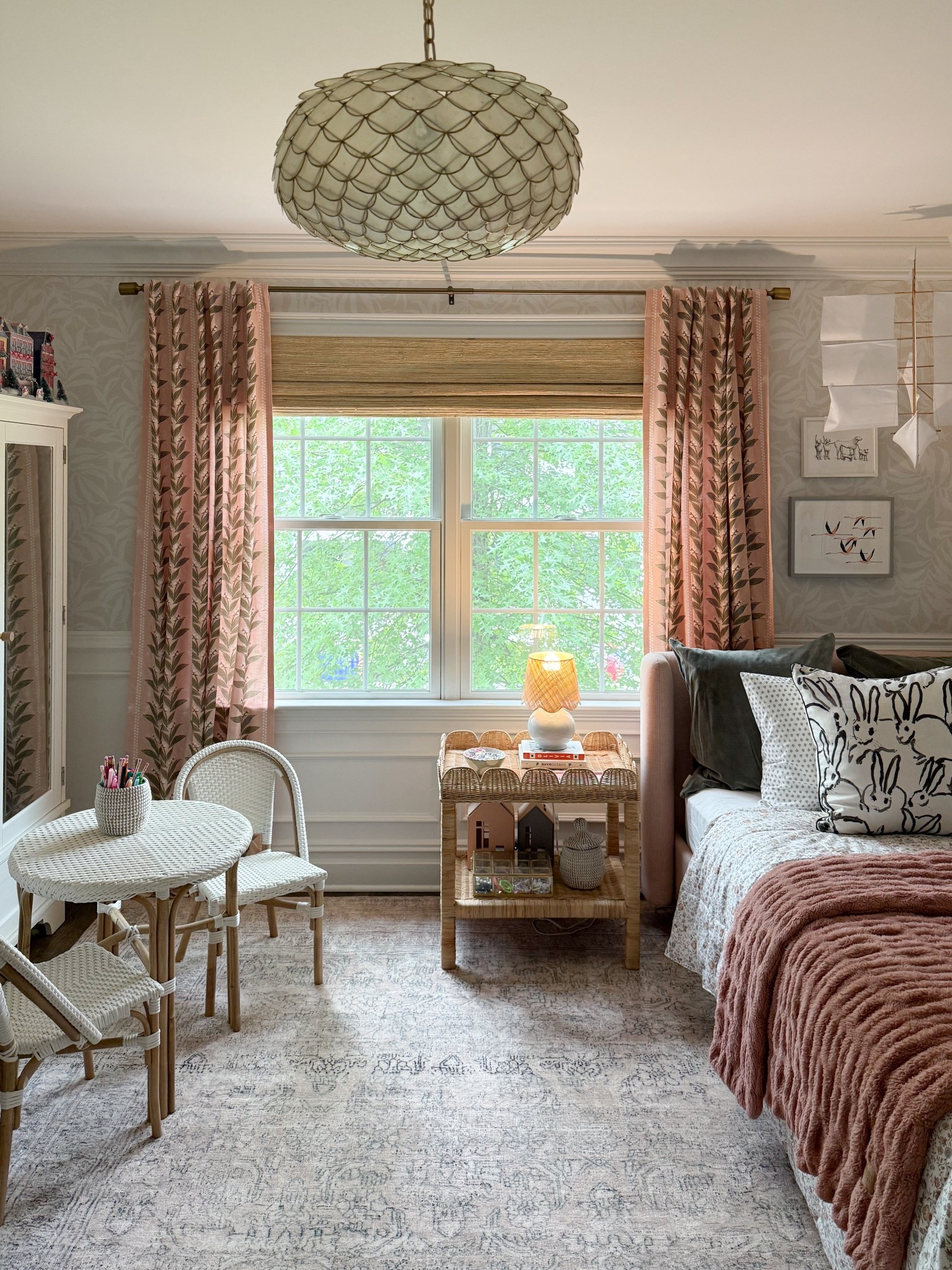 Ava’s little bedroom reveal! I installed a new woven shade and curtain panels and they really added so much color and texture to her room — we love it! Linking everything you see here 🫶🏻

#LTKKids #LTKSaleAlert #LTKHome