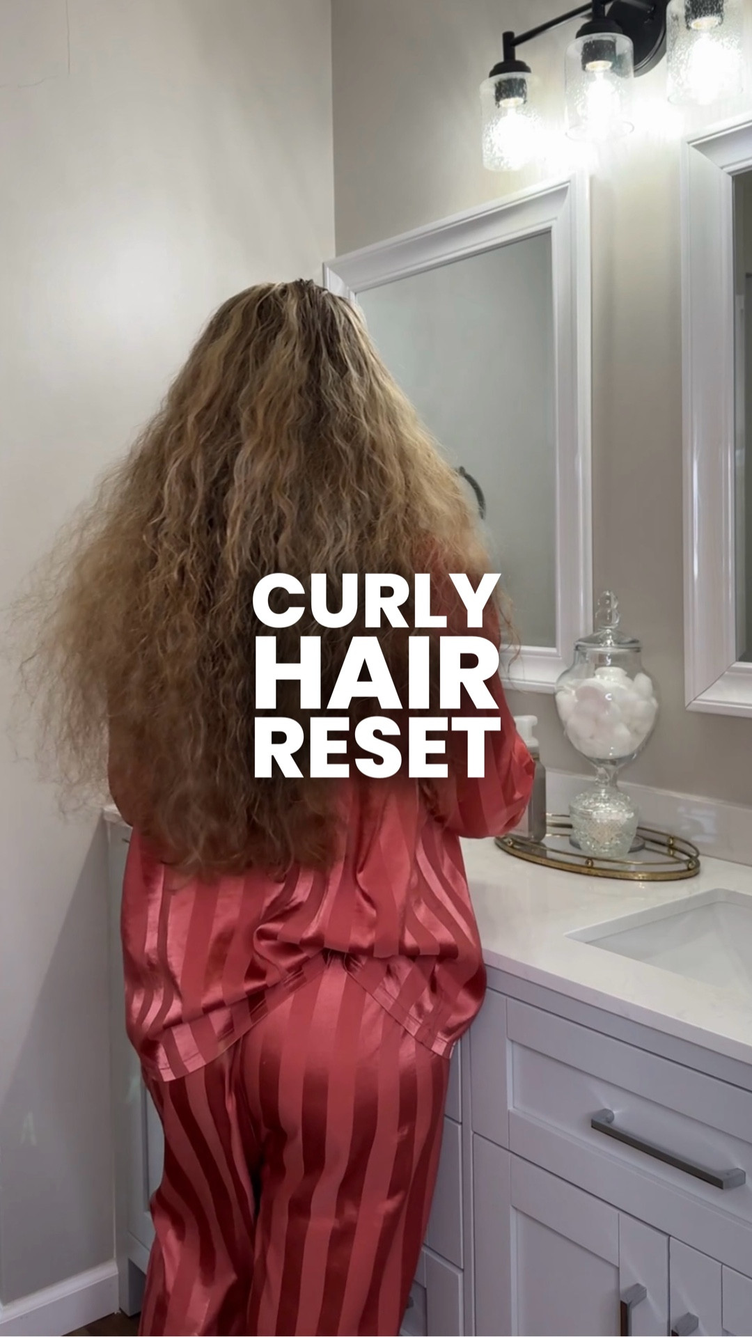 full curly hair routine on day 7 curls 🤍 #curlyhair #curlyhairroutine #hairwashday #haircare 

#LTKBeauty
