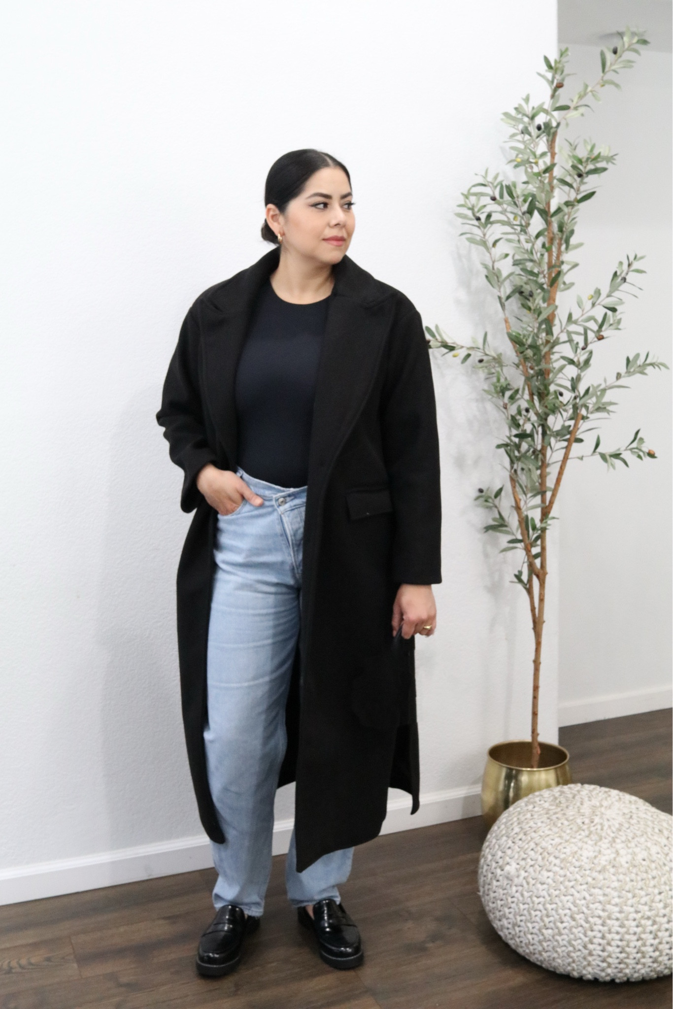 Jeans outfit for winter 

#LTKSeasonal #LTKstyletip #LTKmidsize