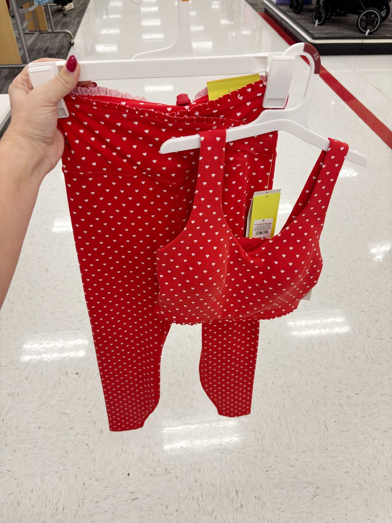 This set over $28 off today!!!😍 

Workout, target, fitness, activewear, active

#LTKfitnessgoals #LTKSaleAlert #LTKActive