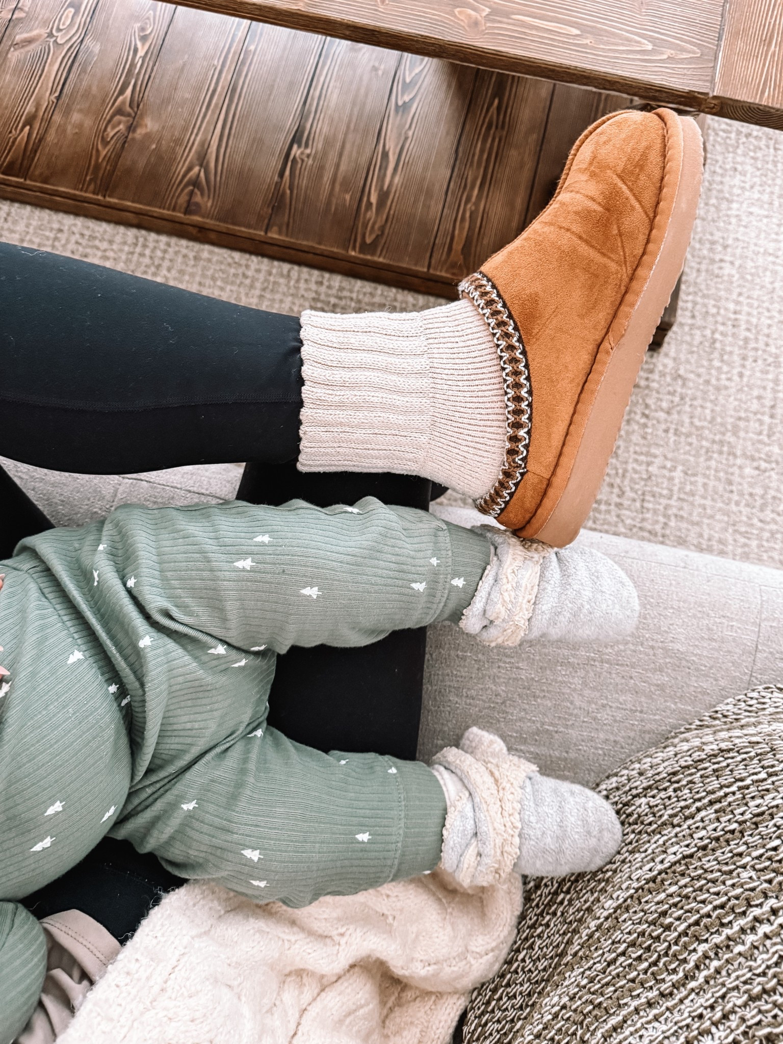 Winter outfit essentials for mom & baby (toddler)

Baby boots, toddler boots
Slippers
Boot socks 
Gifts for her

#LTKGiftGuide #LTKmomlife #LTKBaby