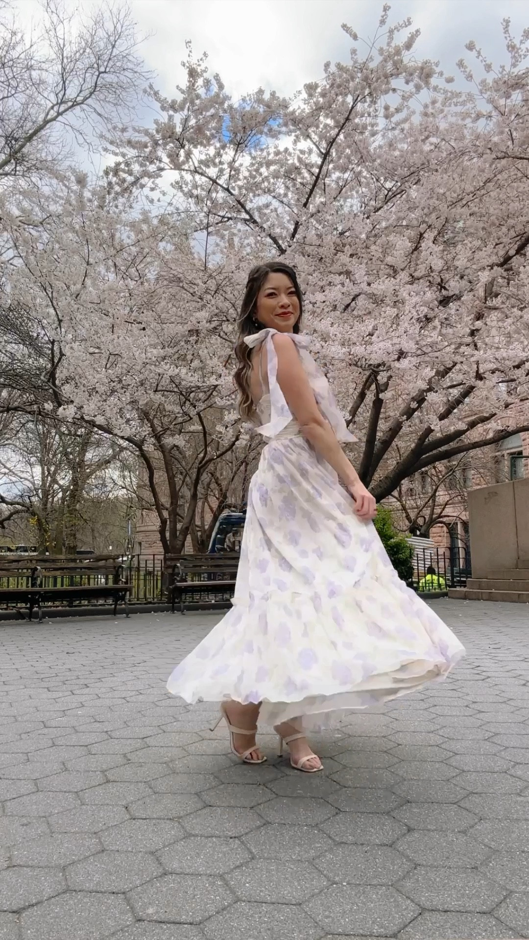 Floral dress comes in many colors

#LTKwedding #LTKsalealert #LTKstyletip