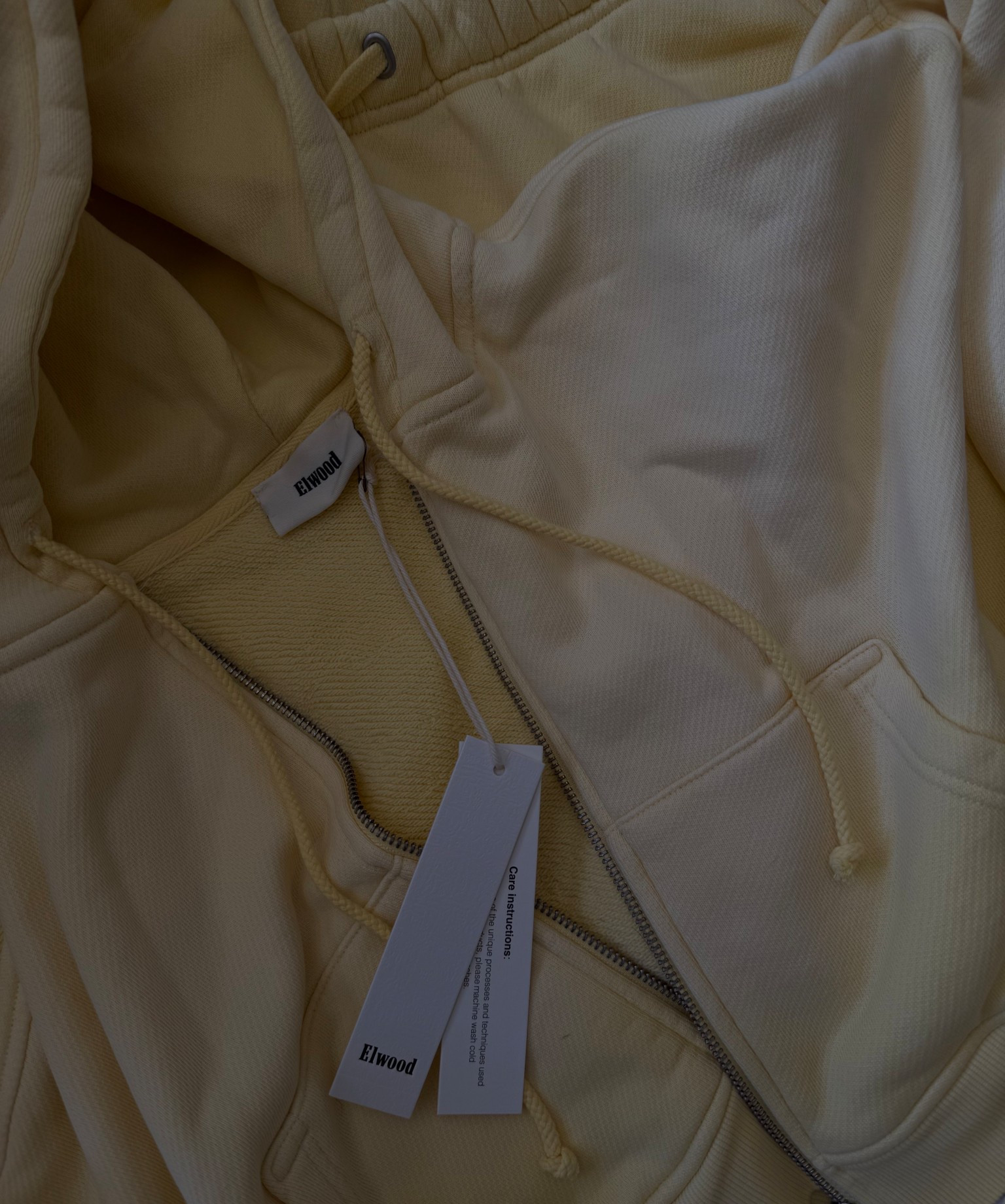 The best quality sweat sets in butter yellow 🥞🧈🌼i wear a size small in everything! 