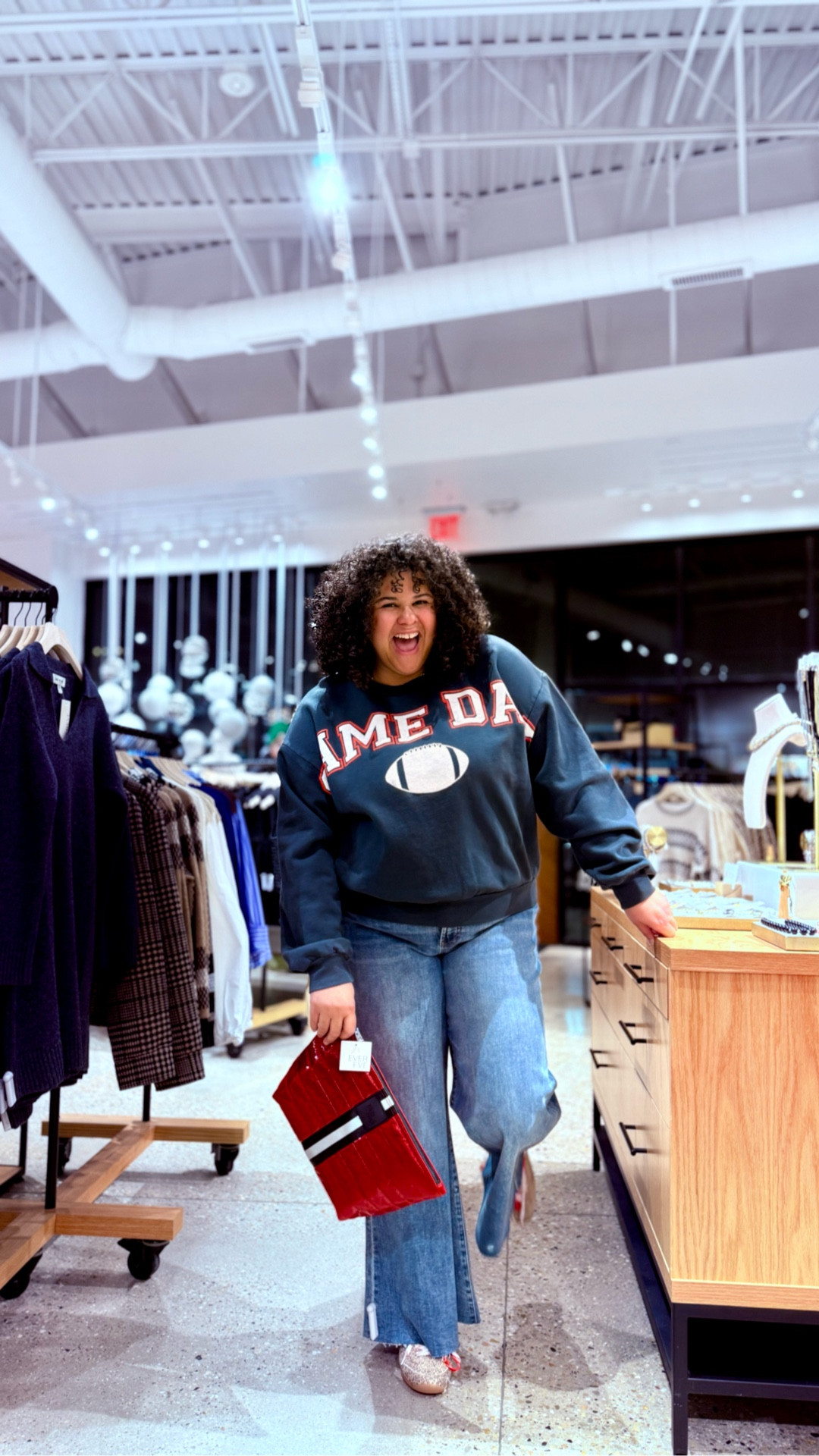 Hosted a style party at @evereveofficial last night and tried on a few casual weekend looks while I was there. #everevepartner

A comfy outfit for lounging around the house.

A cute look for running errands and meeting my girls for lunch.

And lastly, a game day look for in person or a watch party! 

Shop these looks on my LTK and follow for more everyday style on a 40 something size 14!

FIT TIP: Size up in the Ashton Barrel Jeans and the Striped Turtleneck.


#LTKootd #LTKMidsize #LTKOver40