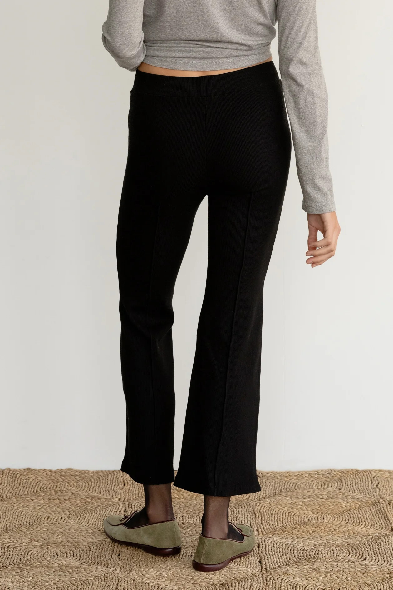 The Rib Kick Flare | DONNI.