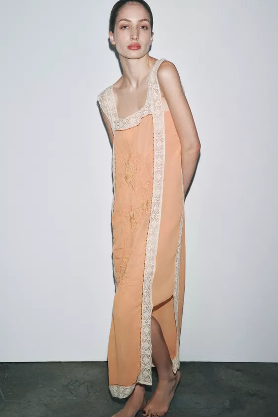 TEXTURED EMBROIDERED LACE DRESS | Zara US