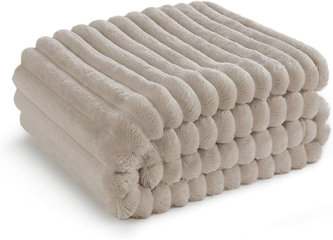 Bedsure GentleSoft Throw Blanket for Couch - Cozy Soft Blankets for Women, Cute Small Fleece Thro... | Amazon (US)