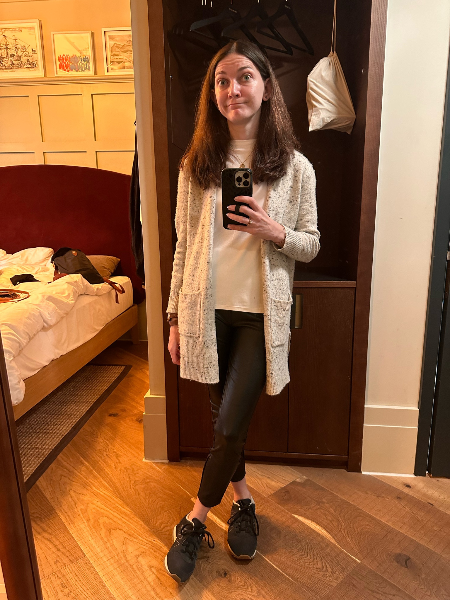 First day in London vibes. 

#LTKeurope #LTKunder100 #LTKtravel