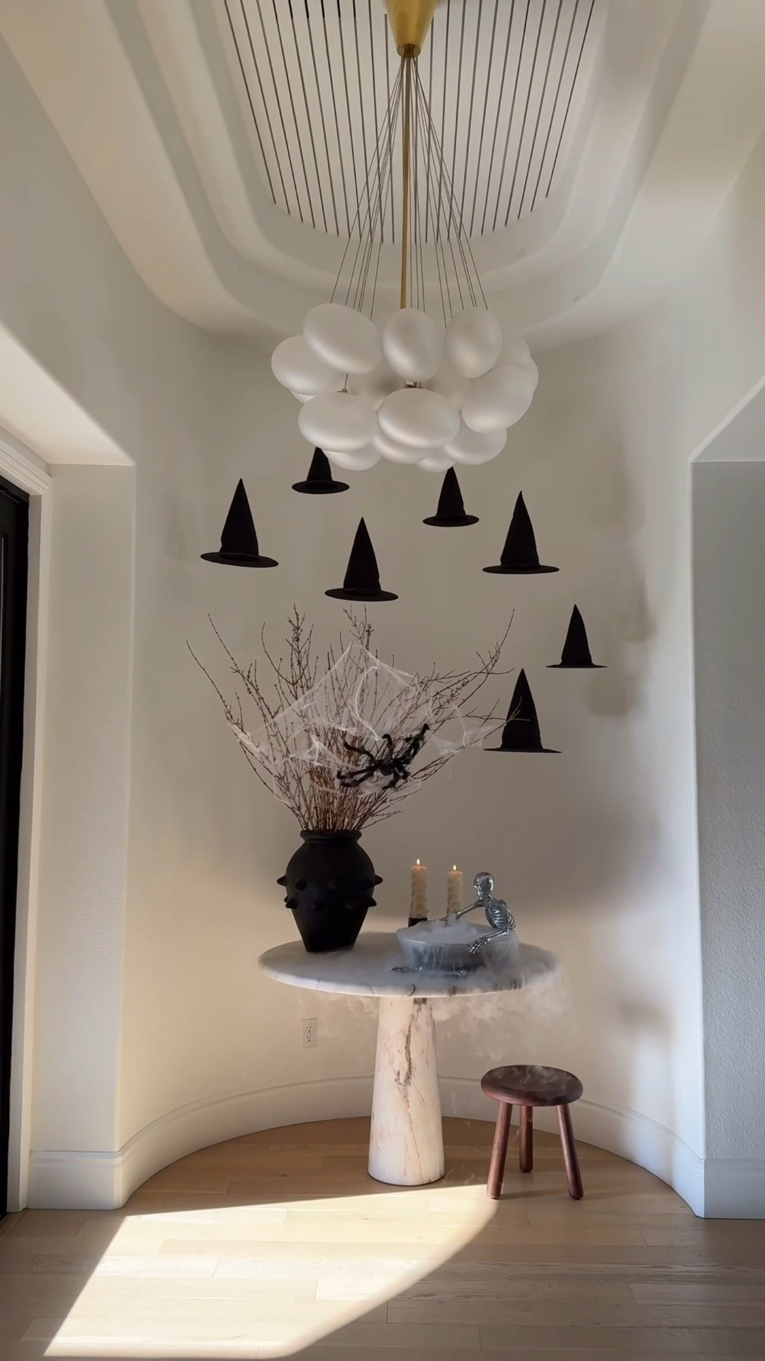 Halloween decor entryway

#LTKHome #LTKSeasonal
