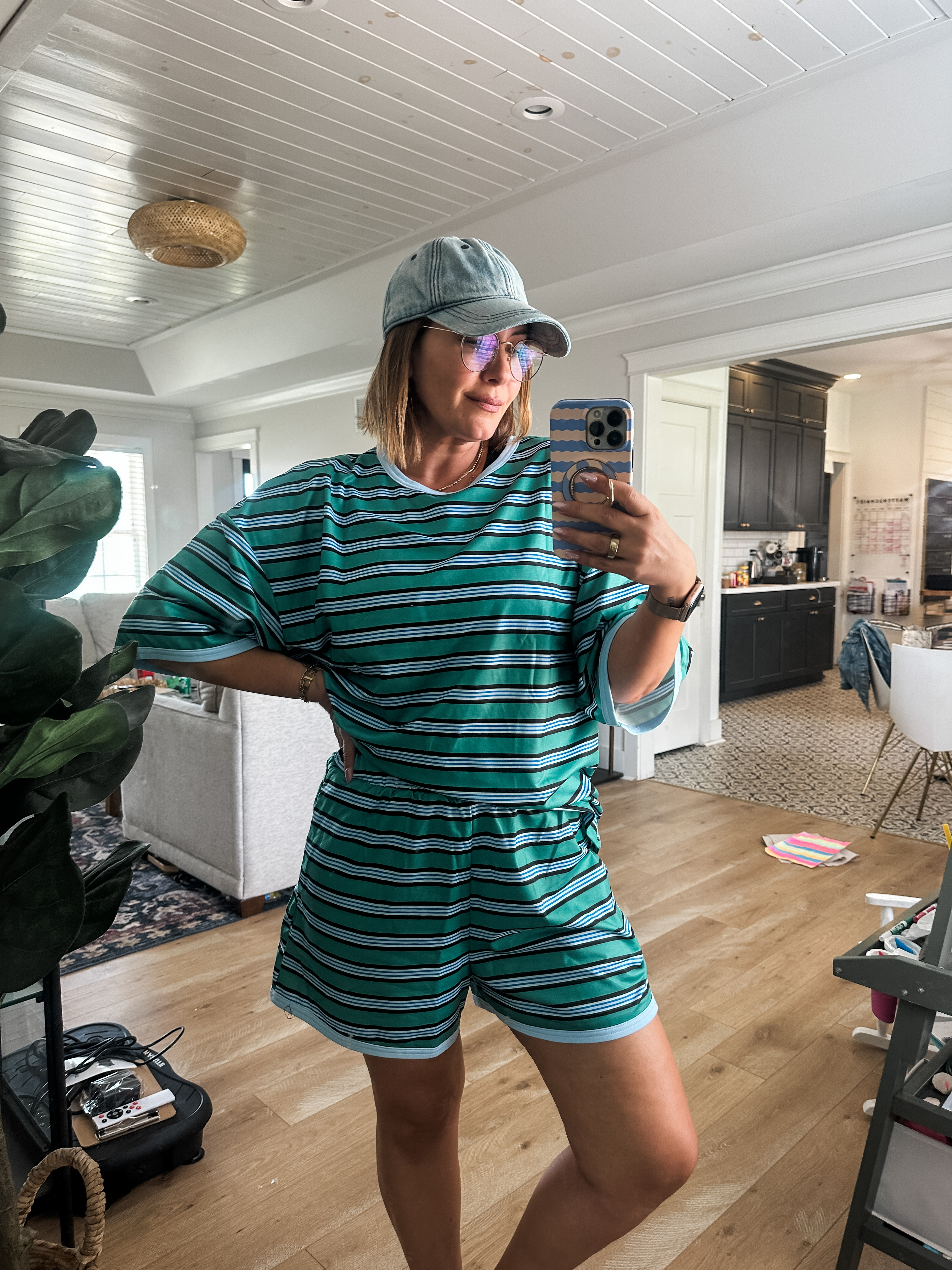 Comfy matching set-i sized up to a large, otherwise i'd say its true to size.  

 #LTKootd #LTKmomlife #LTKOver40