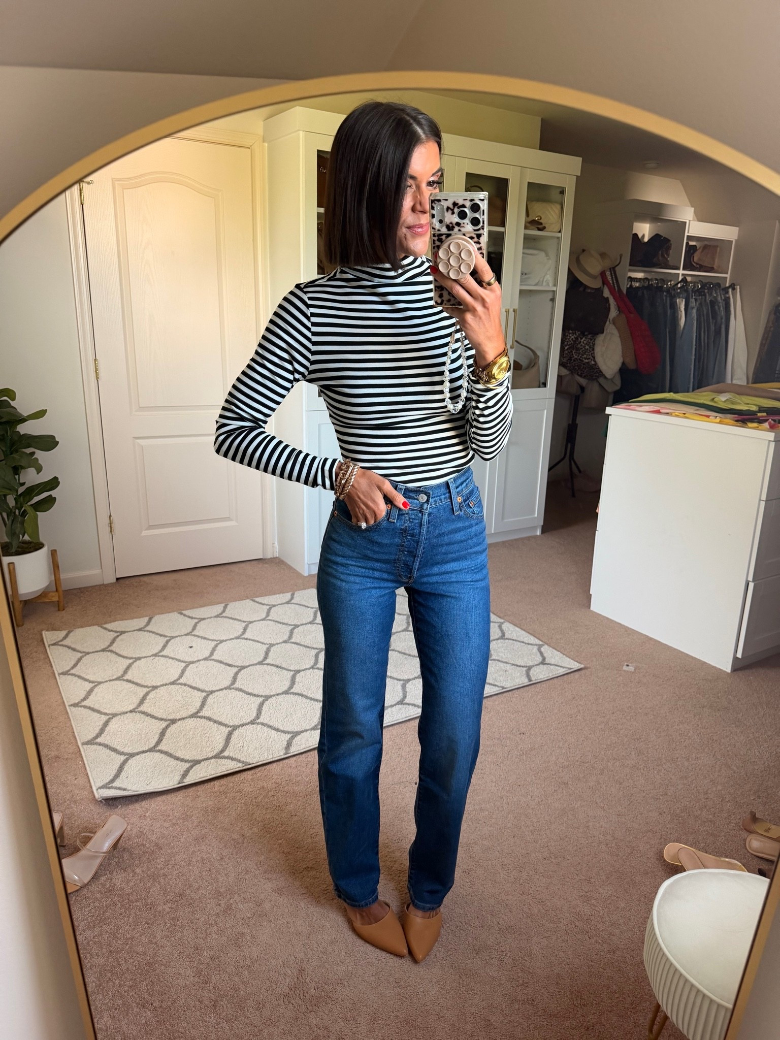 Size small in top size 24 in Levi jeans

#LTKgrwm #LTKmomlife #LTKdayinmylife