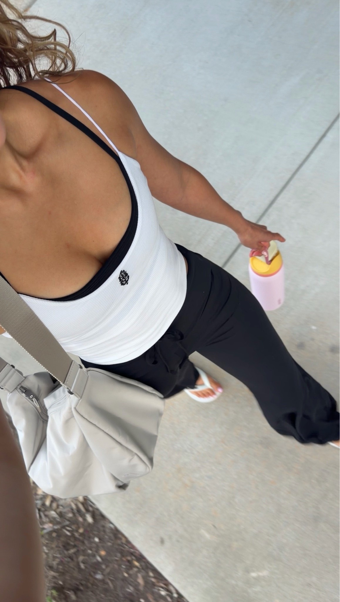 Workout ootd 🤍🖤

#LTKootd #LTKfitnessgoals #LTKActive