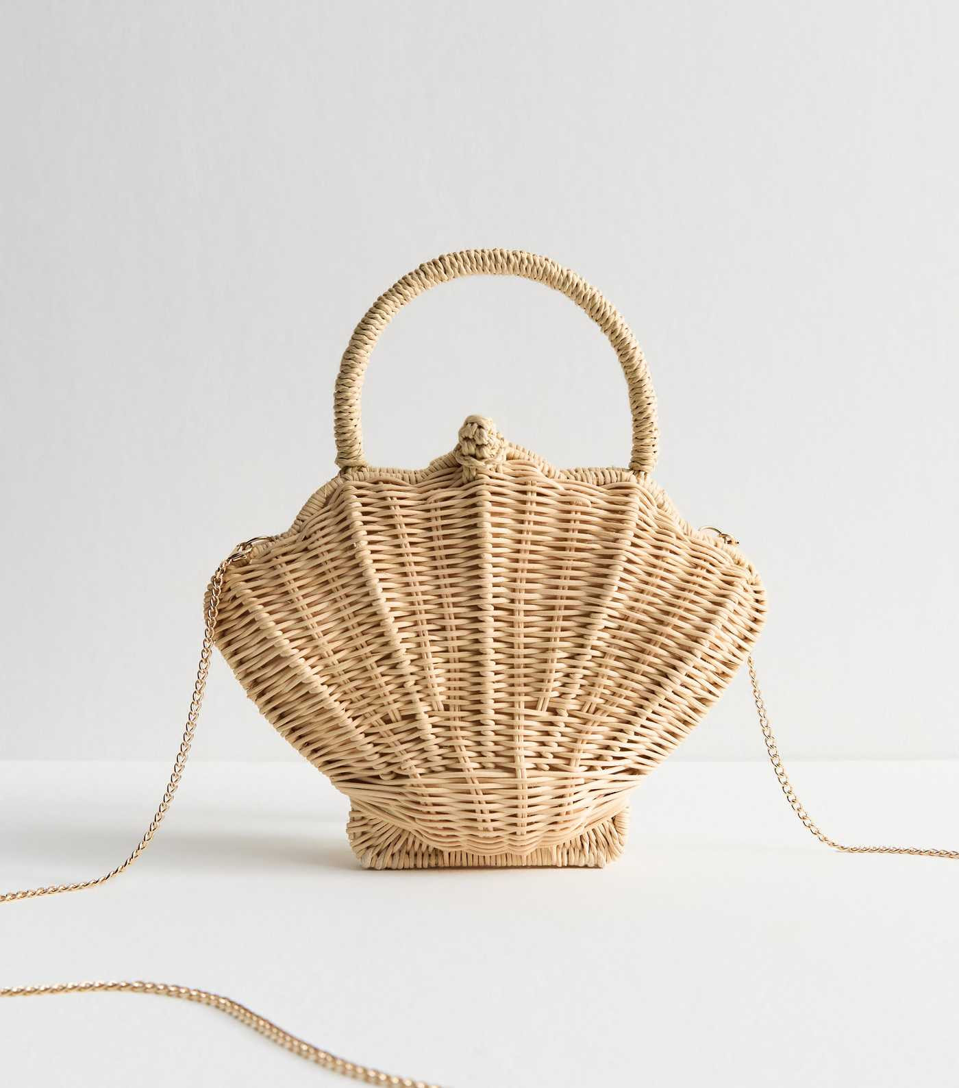 Stone Wicker Shell Crossbody Bag | New Look | New Look (UK)
