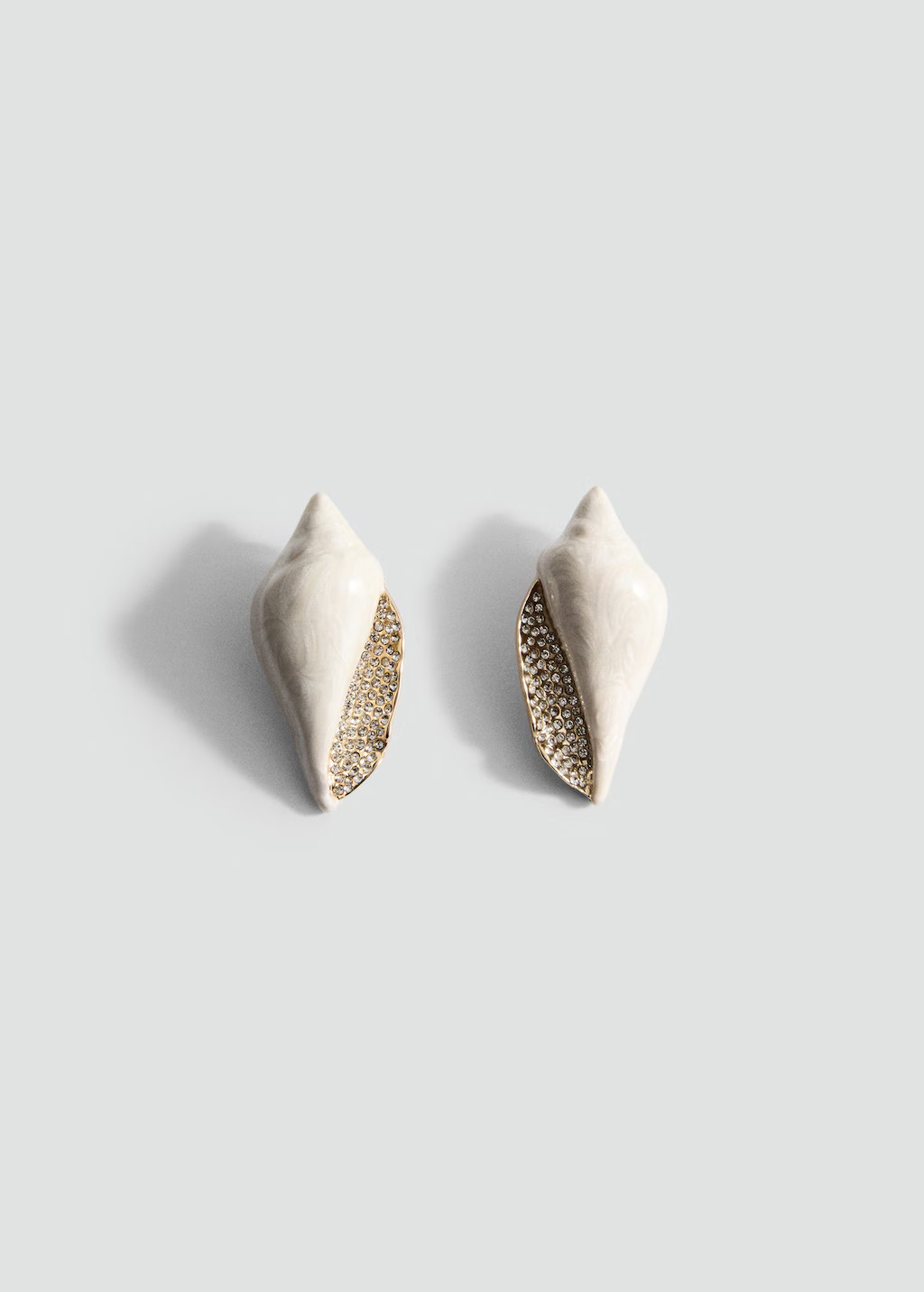 Shell earrings with rhinestone detail - Women | MANGO United Kingdom | MANGO (UK)