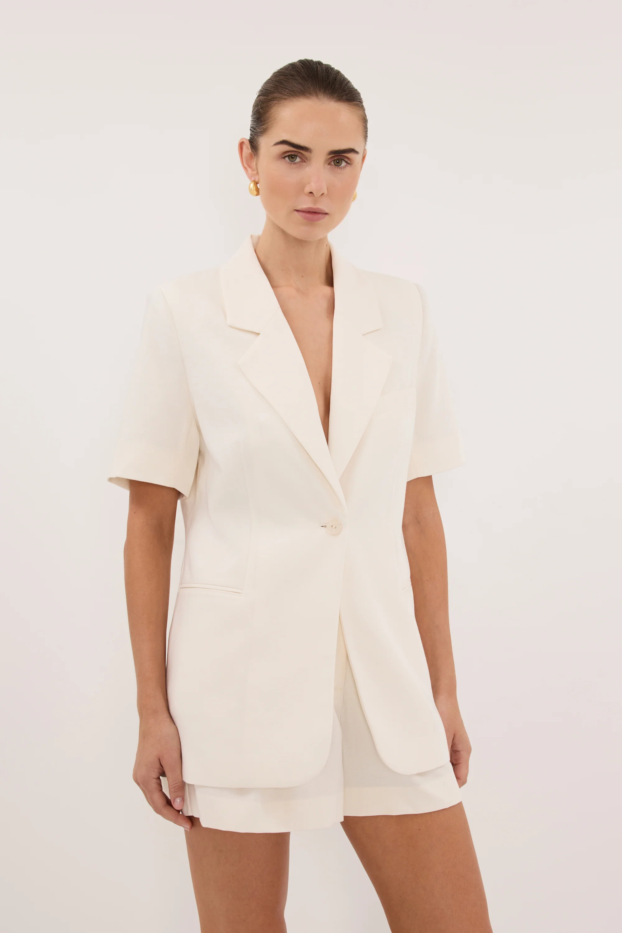 JORDY CREAM SHORT SLEEVE BLAZER | DISSH