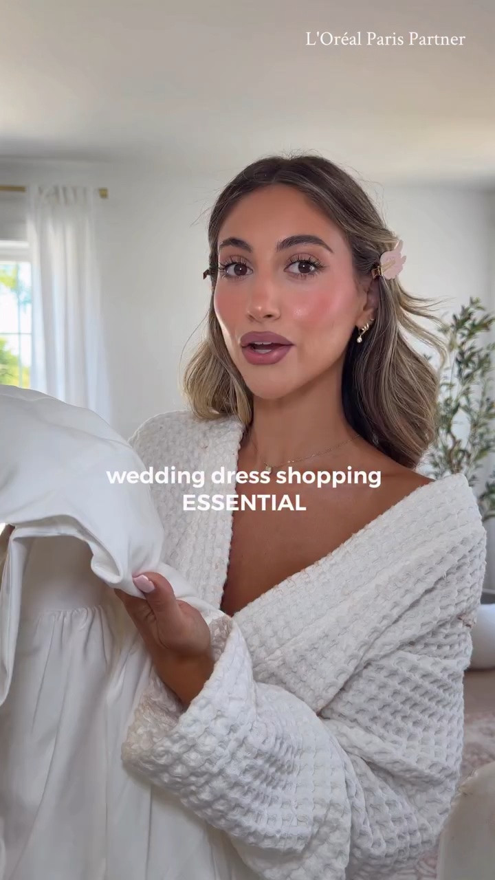 wedding dress shopping MUST-HAVE is the @lorealparis Infallible 3-Second Setting Mist💍-it makes your makeup stay PUT for 36hours completely transfer proof 🤍✨ #LOrealParisPartner #LOrealParisMakeup #makeup #settingspray #bridal bridalmakeup