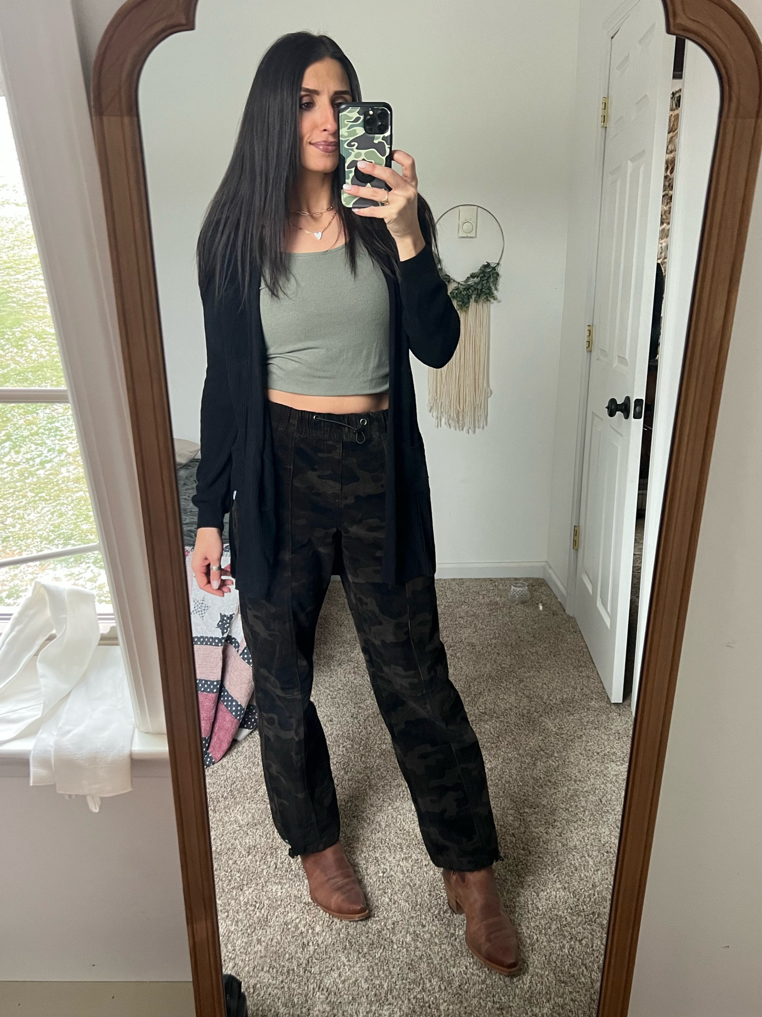 Obsessed with these pants 

#LTKSaleAlert #LTKStyleTip #LTKHoliday