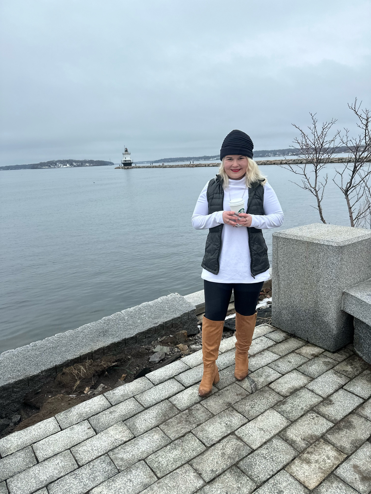 Weekend ootd. It is still chilly here so rocking my Dudley. 

#LTKstyletip #LTKfitness #LTKSeasonal