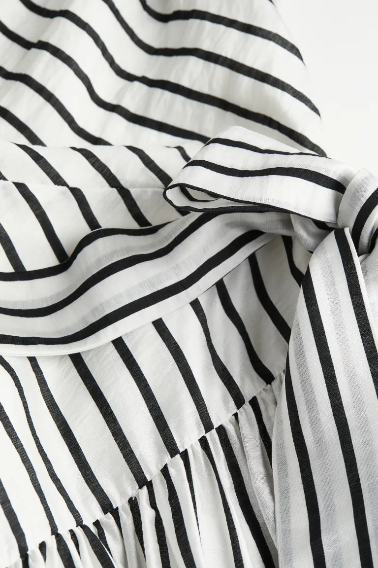 Lyocell-blend one-shoulder dress | H&M (UK, MY, IN, SG, PH, TW, HK)