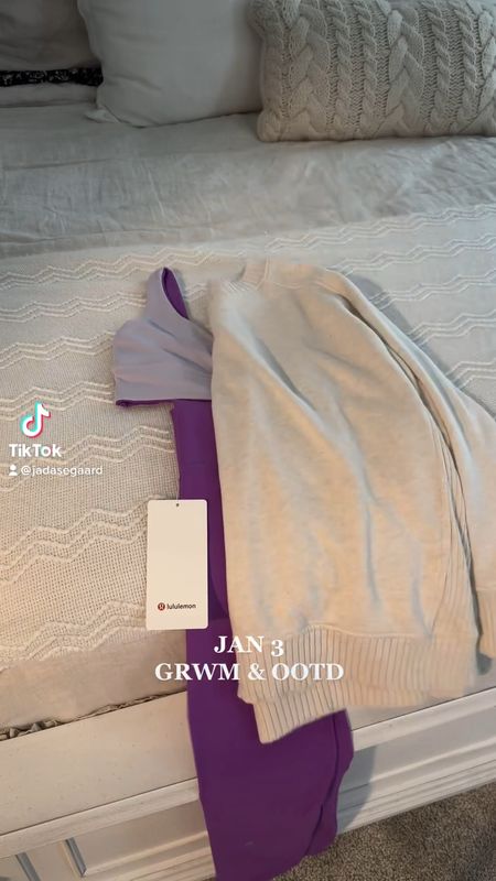 Lululemon align set in vivid plum and aerie sweatshirt 