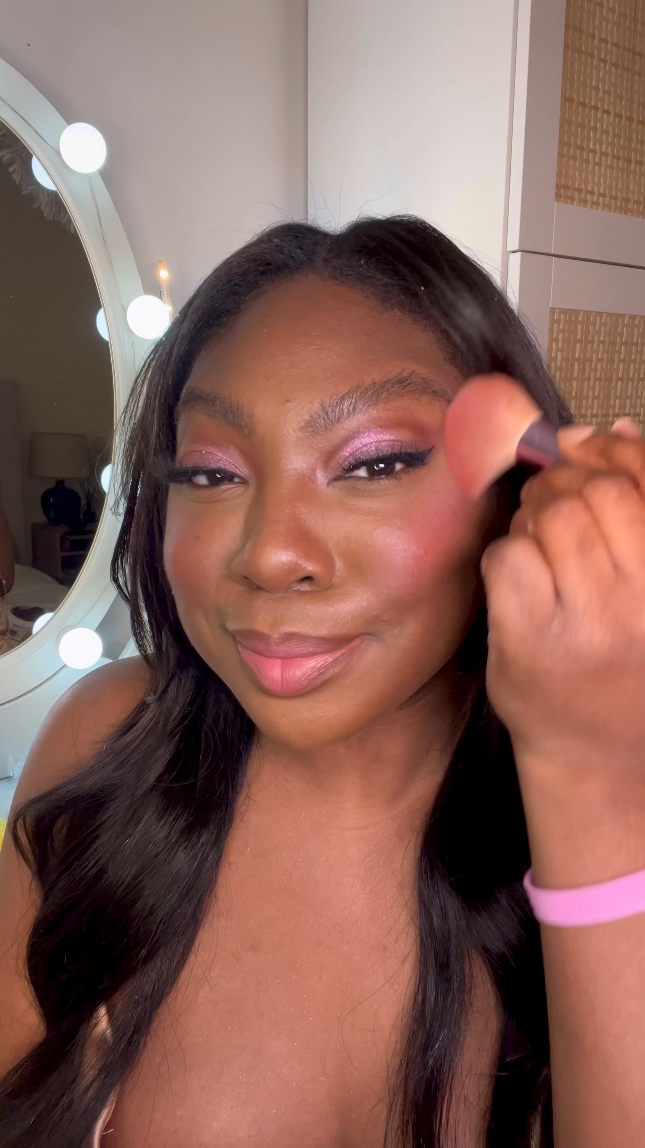 What’s your go-to blusher? [Slow Content]
Let’s talk blush…Follow @byericamatthews for tips that will help you Glow up!

A few years ago, I complained about how empty my blusher draw was because quite frankly… brands just weren’t producing enough universal shades. Bestie… I was looking grey and was forced to ‘make things work’.
Fast forward to now, the game has changed! Most importantly, no matter what your budget is, there is a Black/Brown girl friendly blush available! 

✨ Reminder: you can instantly shop my feed and exclusive content via my LTK profile in bio ✨

Products mentioned are…

SUPER Save:
- Mousse Blush @makeuprevolution

Save:
- Blursh Liquid Blush @madebymitchell 

Splurge:
- Soft Pinch Liquid Blush @rarebeauty 
.
.
.
#blusher #viralmakeup #drugstorebeauty #beautyonabudget #pinkblush 
What’s your signature blush

#LTKeurope #LTKbeauty #LTKfindsunder50