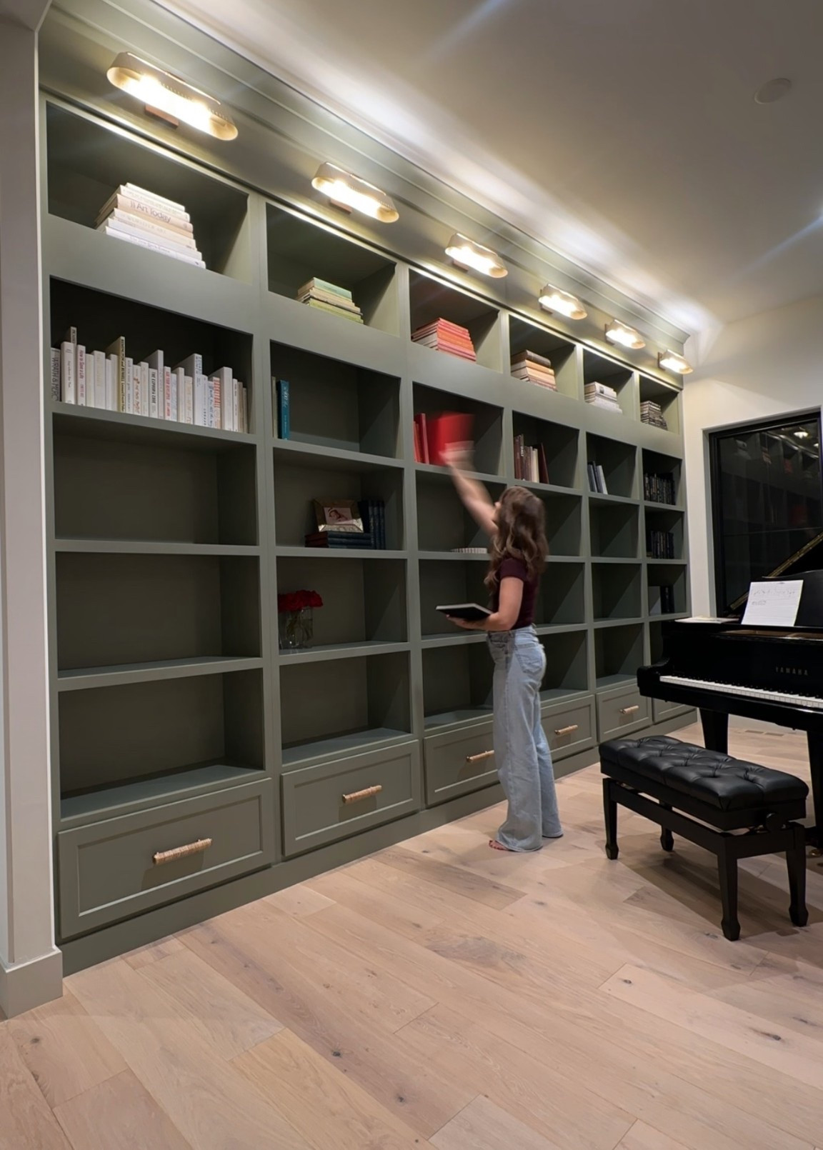 The softest jeans that fit like a glove in color salty air.