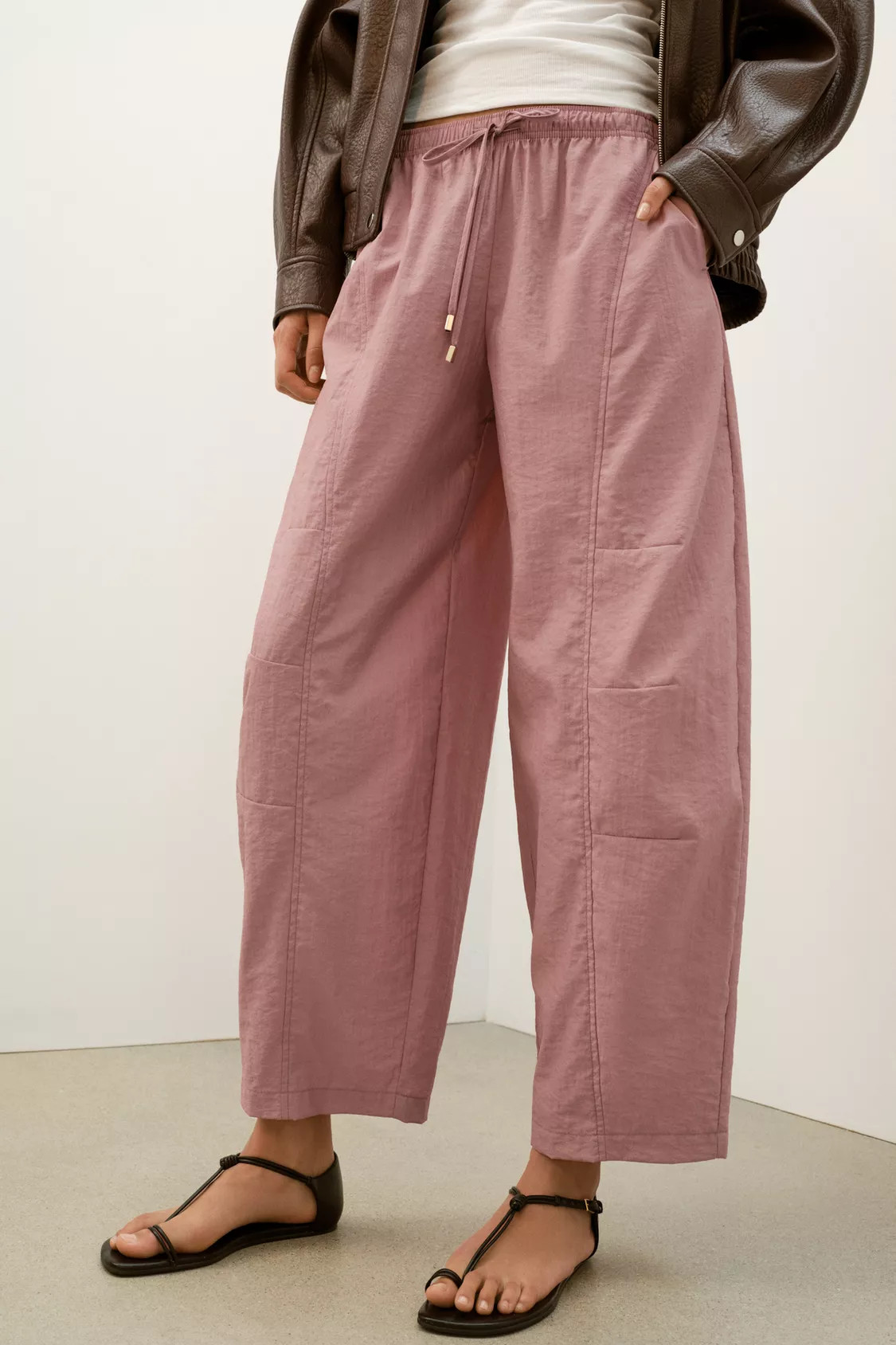 BARREL PANTS WITH ELASTIC WAIST | Zara US
