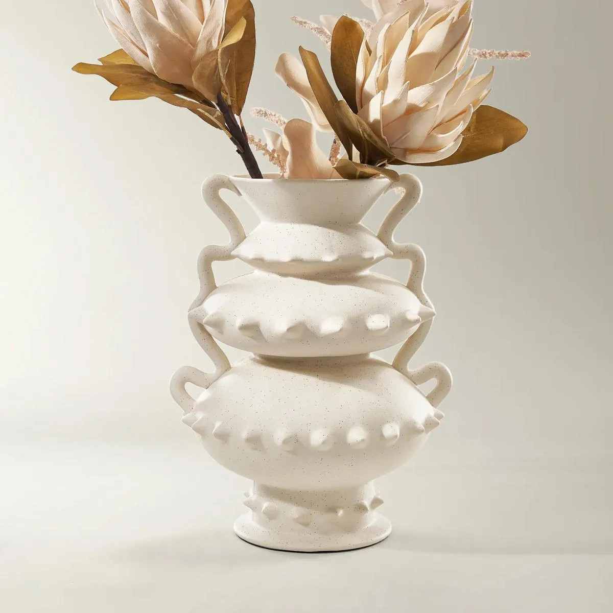 Savior Porcelain Vase - Ivory | Z Gallerie