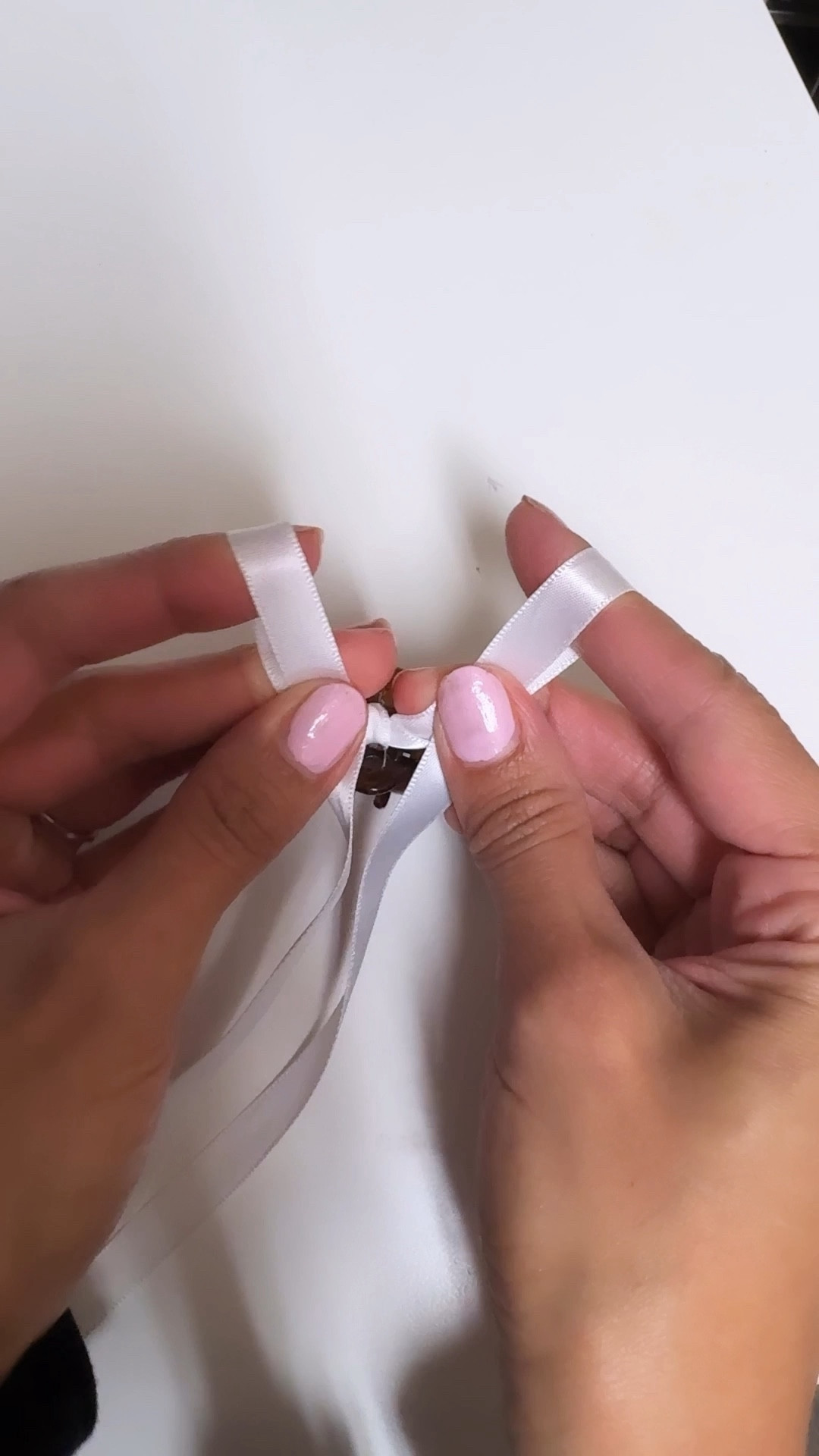  DIY Hair bow clip using a small claw clip ans ribbon  

#LTKGiftGuide #LTKHoliday #LTKstyletip