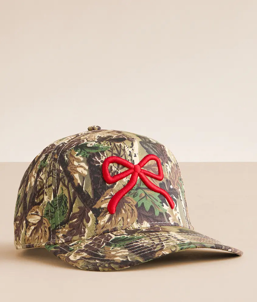 Bow Camo Baseball Hat | Buckle
